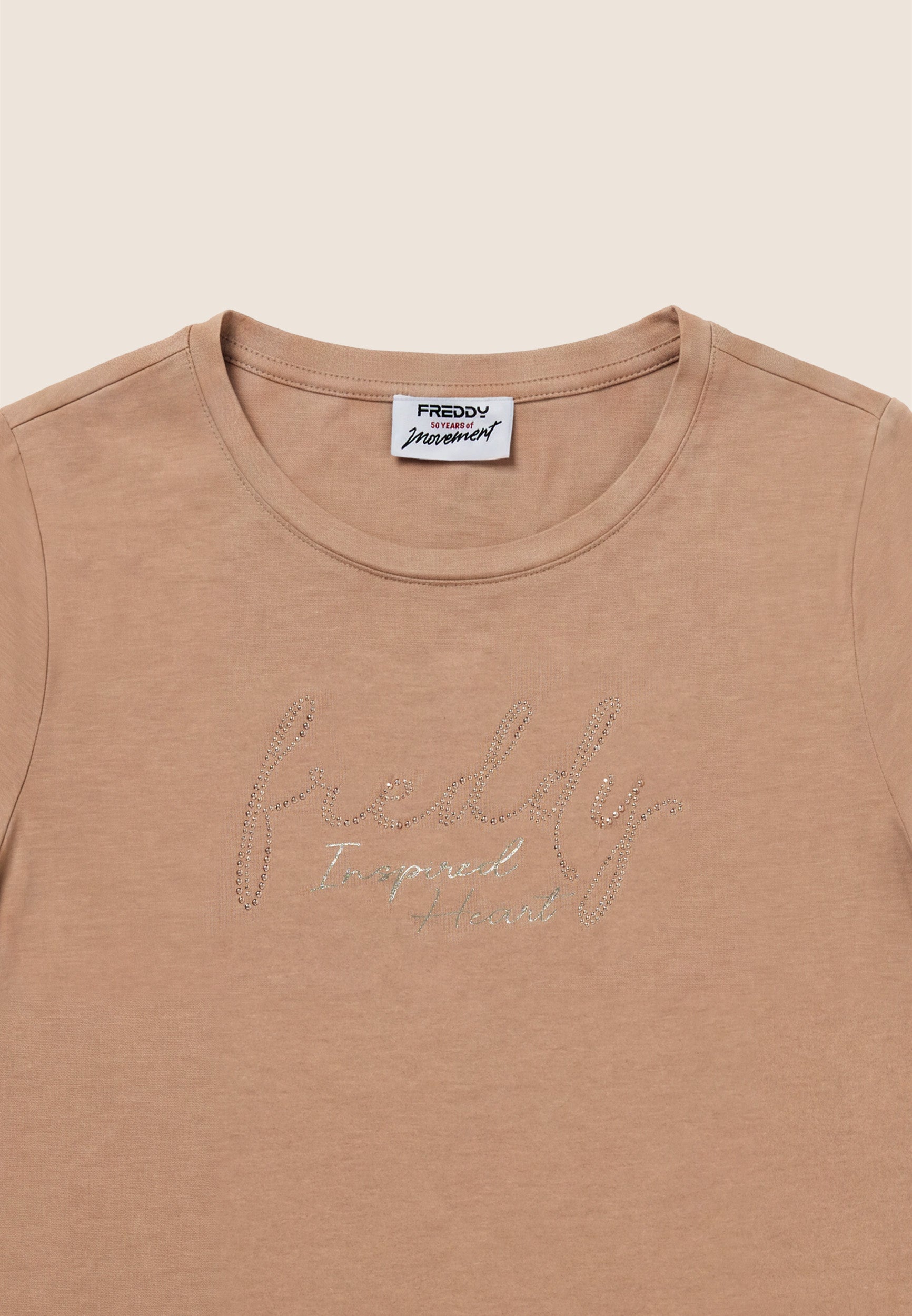 freddy-t-shirt-donna-girocollo-con-grafica-dorata-e-fondo-stondato-jersey-cotone image 7