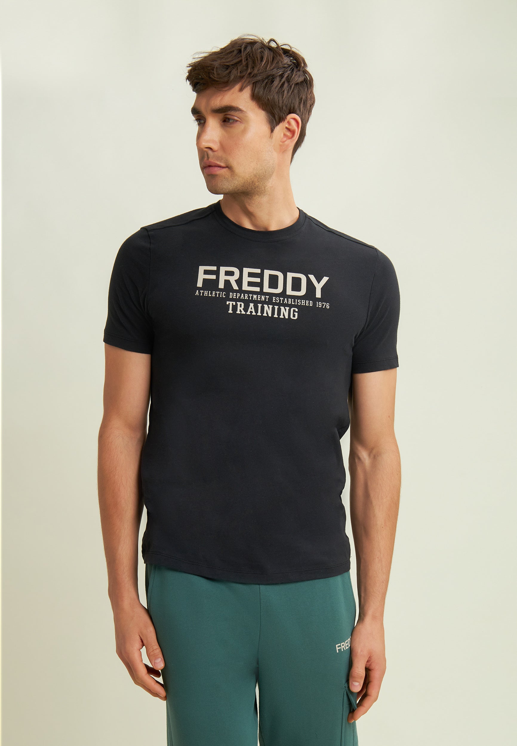 freddy-t-shirt-uomo-regular-con-logo-centrale-e-dettaglio-camouflage image 1