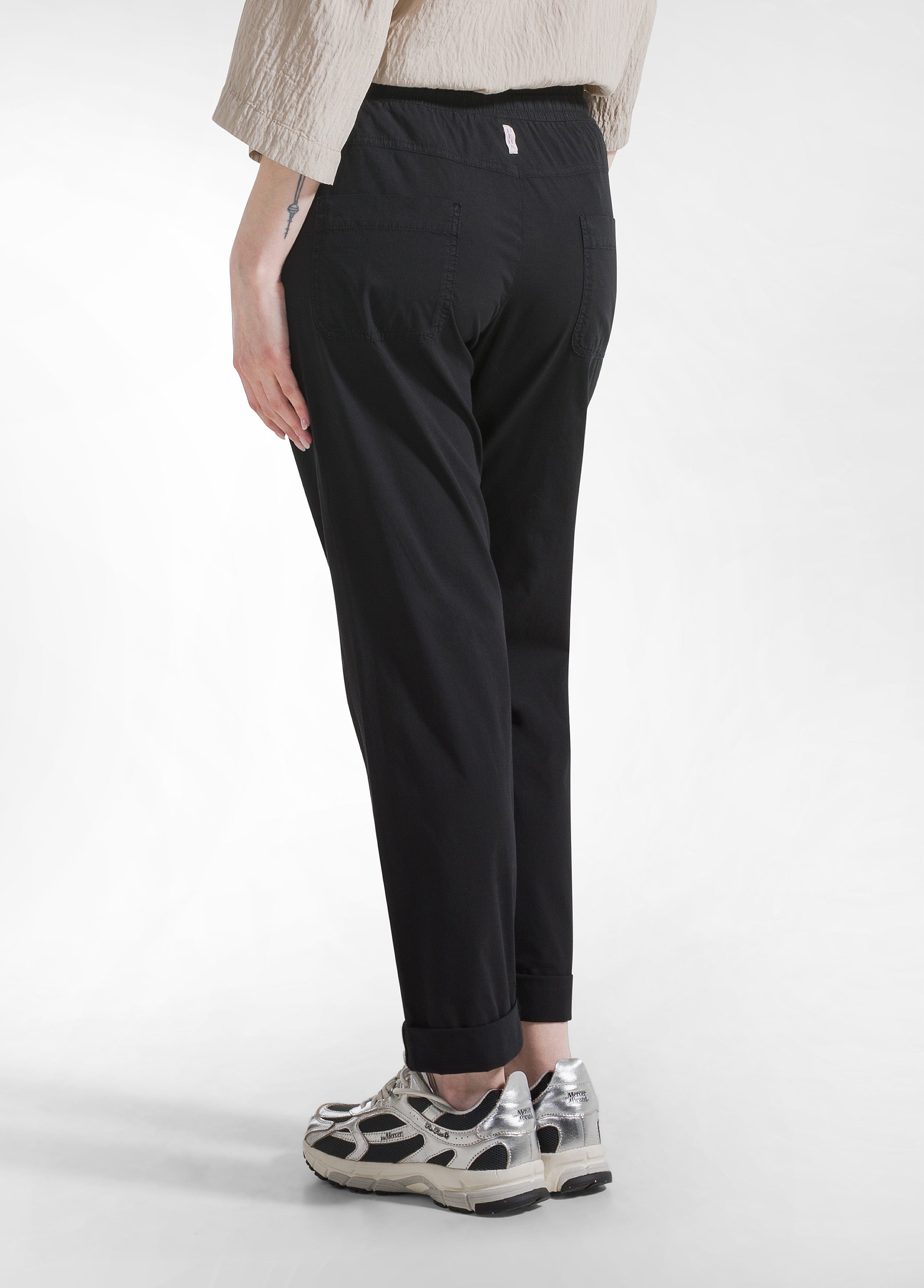 deha-pantaloni-dritti-in-popline-elasticizzato-nero image 3