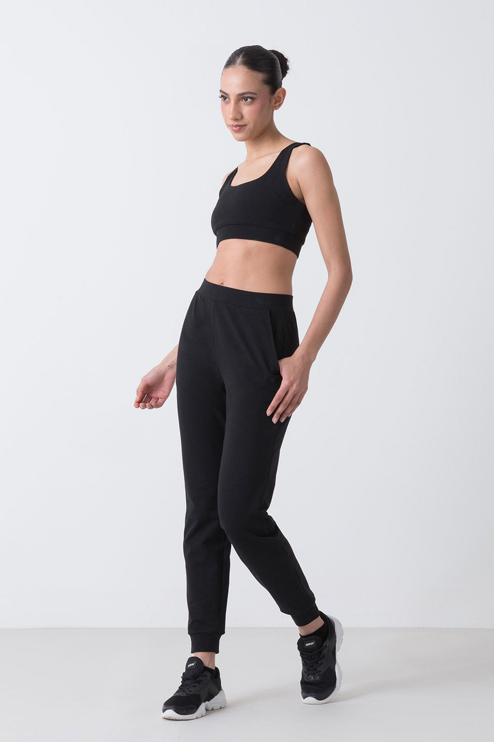 dimensione-danza-basic-pantalone-con-polsino-al-fondo-in-felpa-stretch image 2