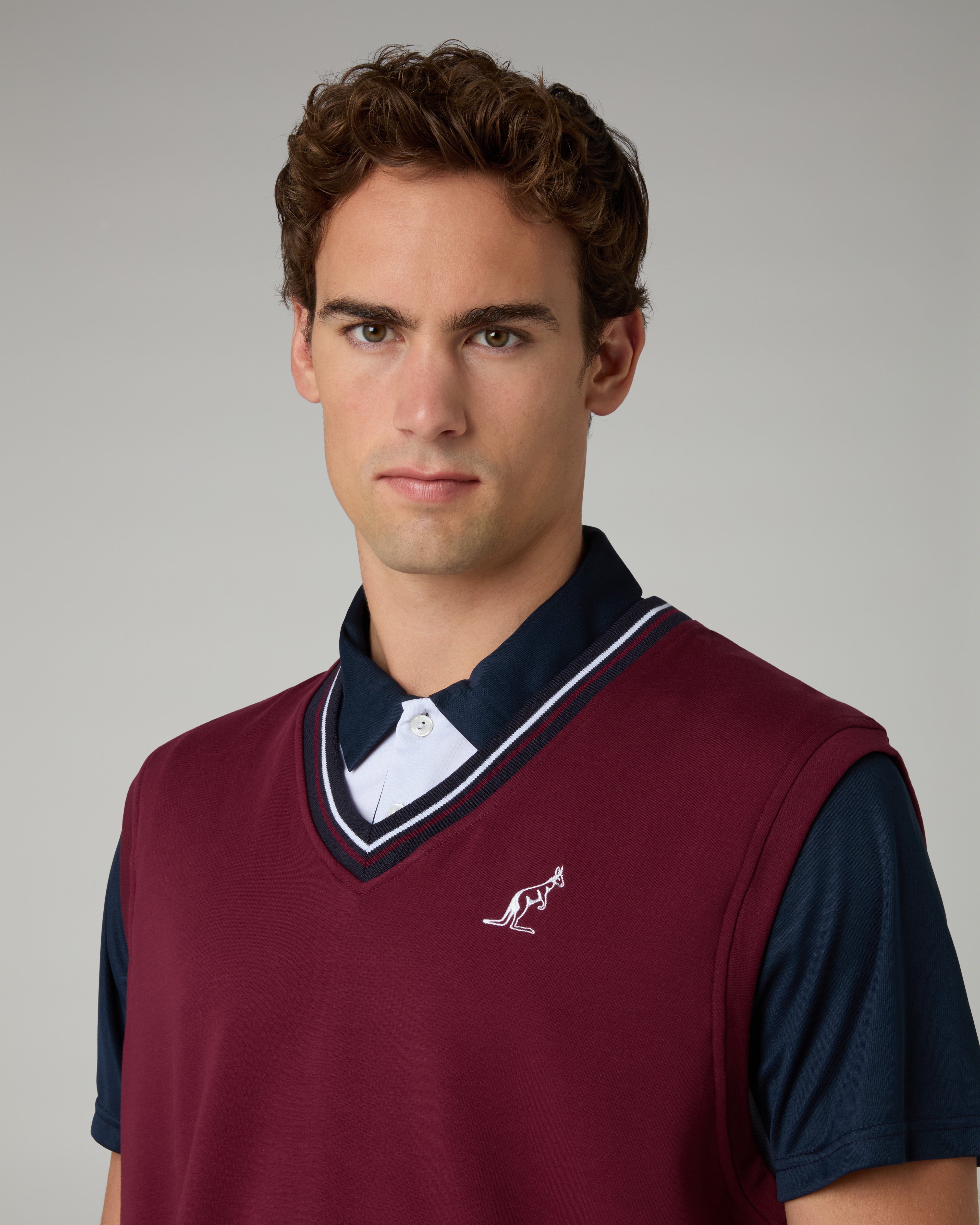 australian-heritage-court-gilet-tennis-rubino-made-in-italy image 4