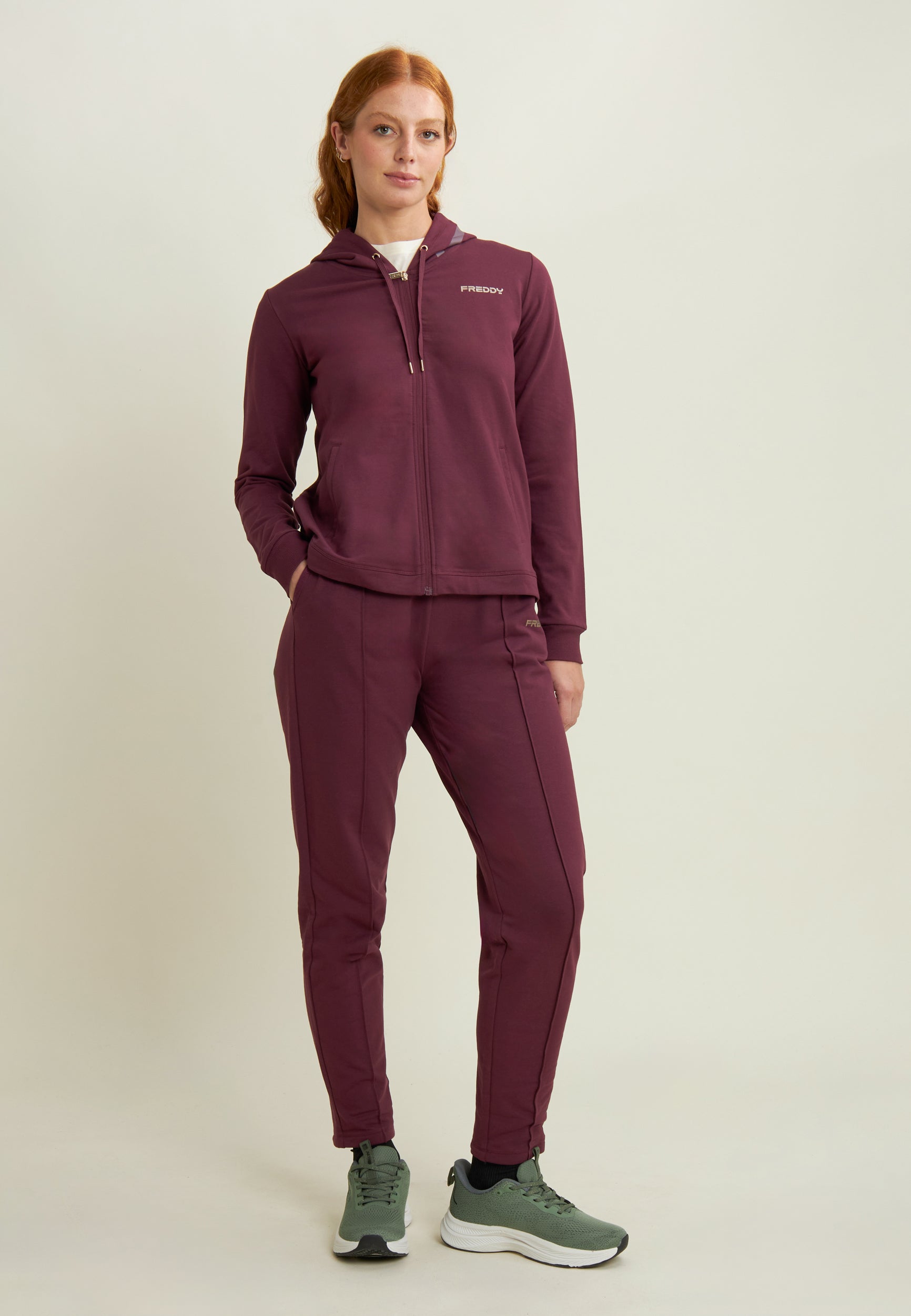 freddy-pantaloni-sportivi-regular-fondo-dritto-in-felpa-con-dettaglio-logato image 2