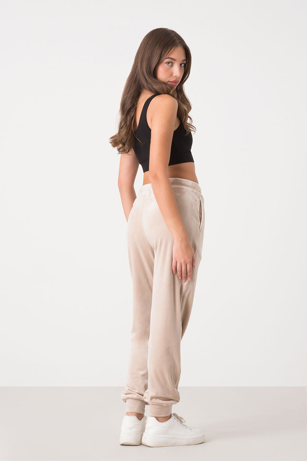 dimensione-danza-pantalone-in-ciniglia-soft-con-polsino-pantalone-relax-donna image 3