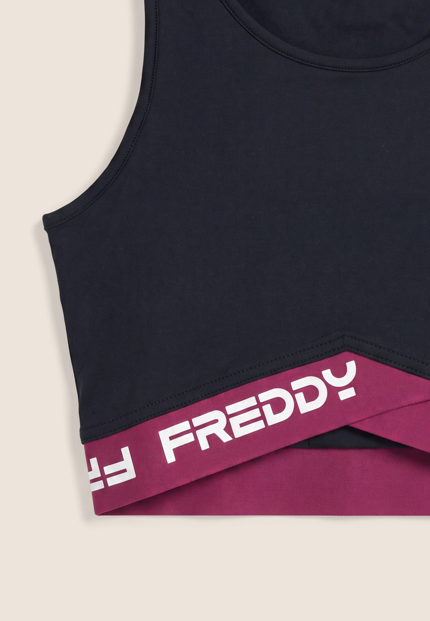 freddy-sport-bra-mano-pesca-fasce-incrociate-supporto-medio image 6