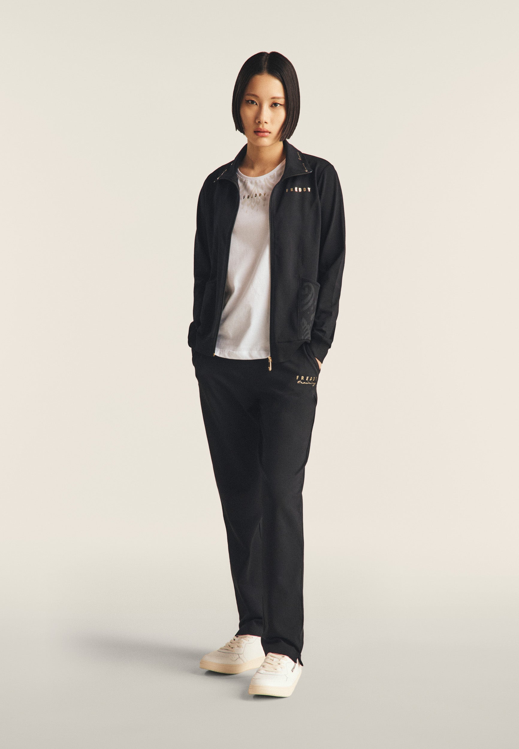 freddy-pantaloni-regular-fit-fondo-dritto-con-spacchi-heavy-jersey-stretch image 1