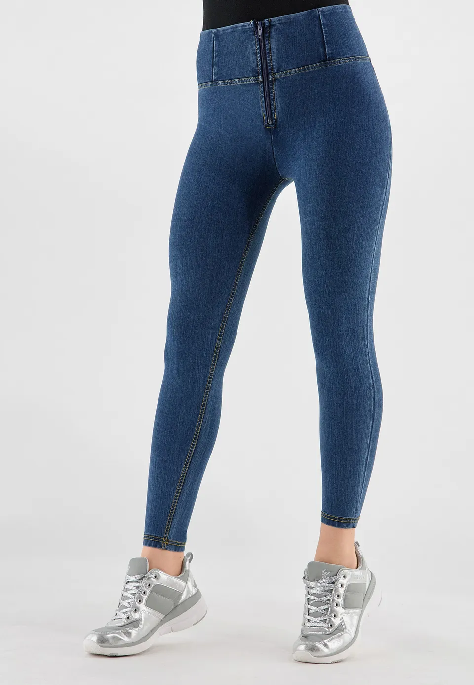 freddy-jeans-wr-up-7-8-vita-alta-denim-scuro-fibra-ecologica image 1