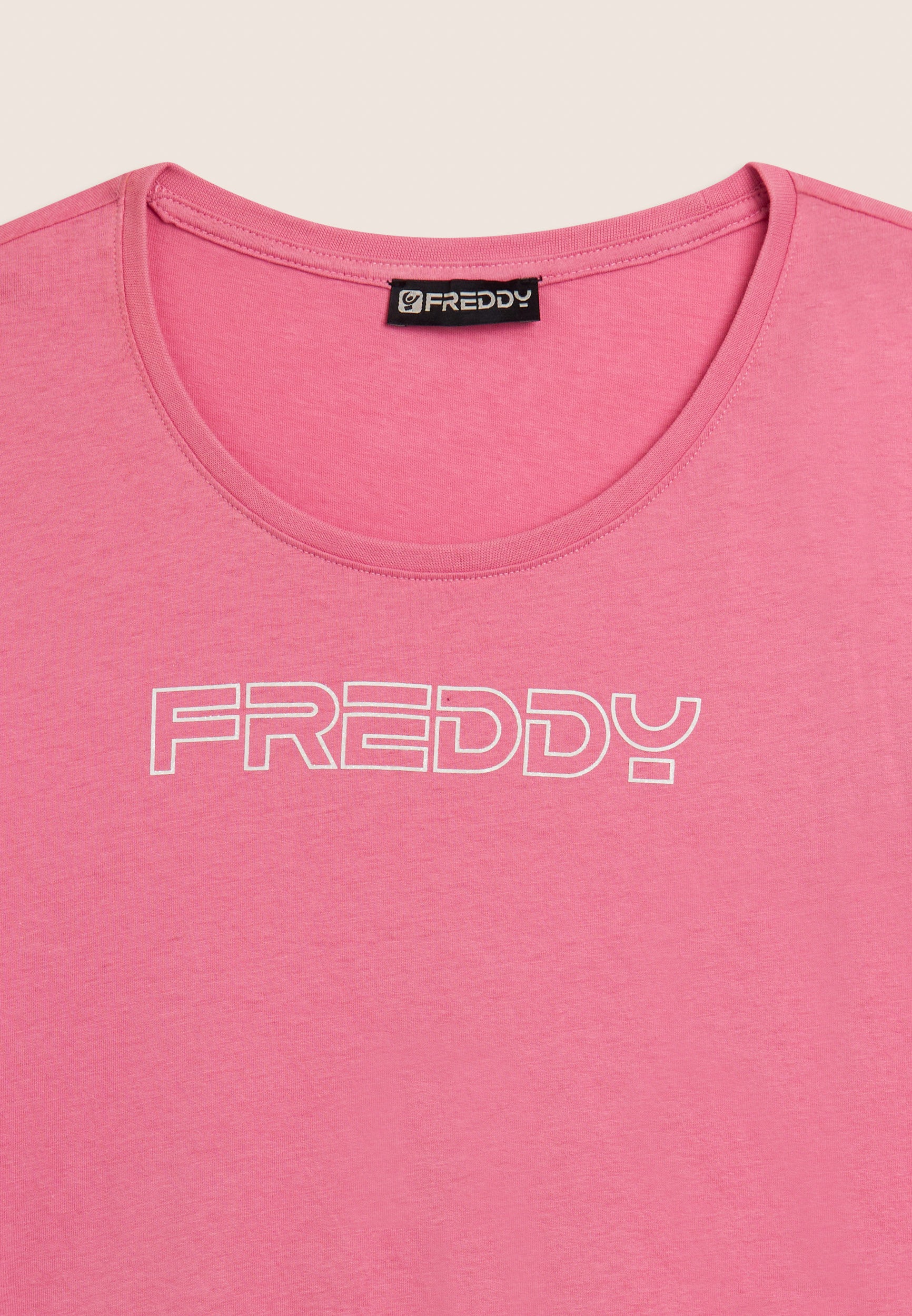 freddy-t-shirt-uomo-manica-corta-con-logo-freddy-outline-glitter-bianco image 7