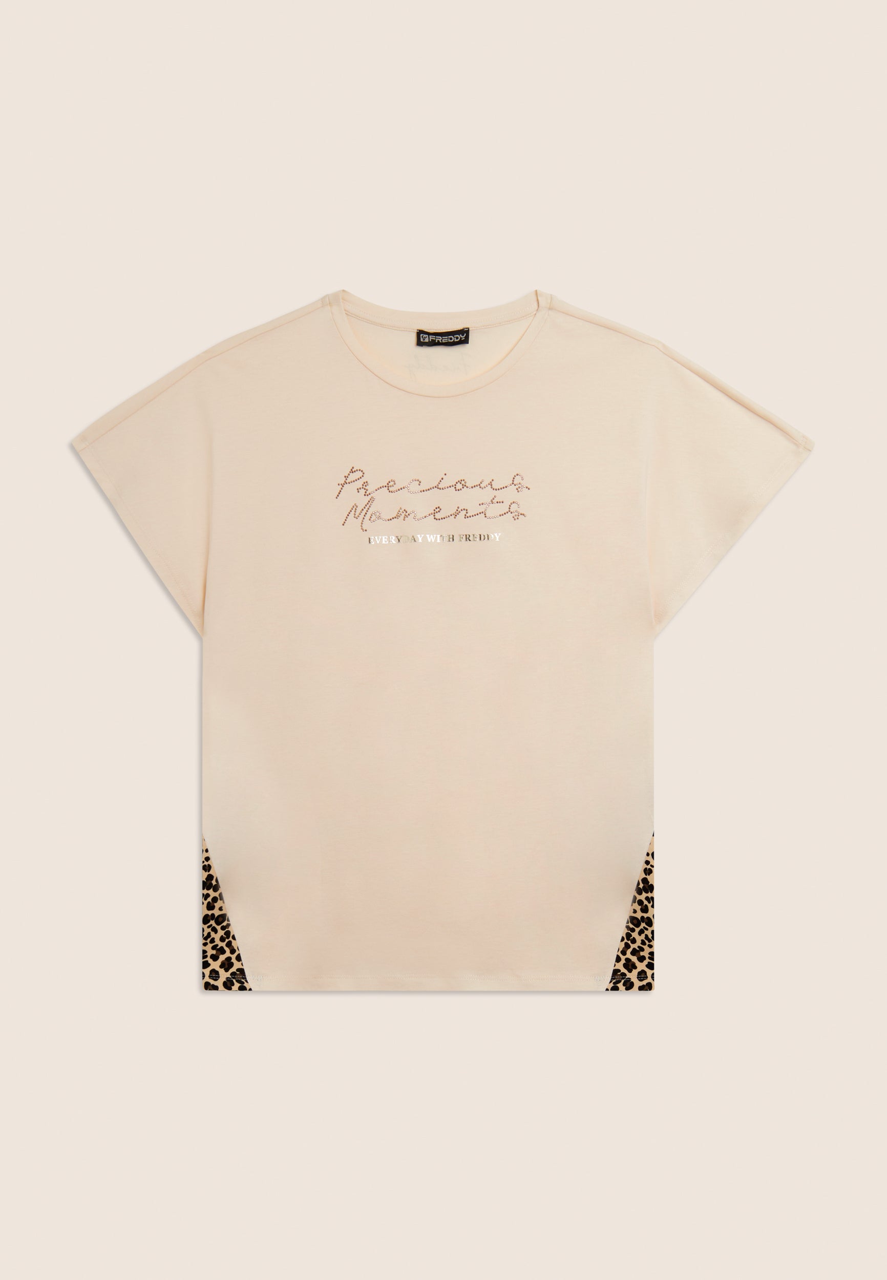 freddy-t-shirt-donna-manica-corta-inserti-animalier-borchie-oro image 6
