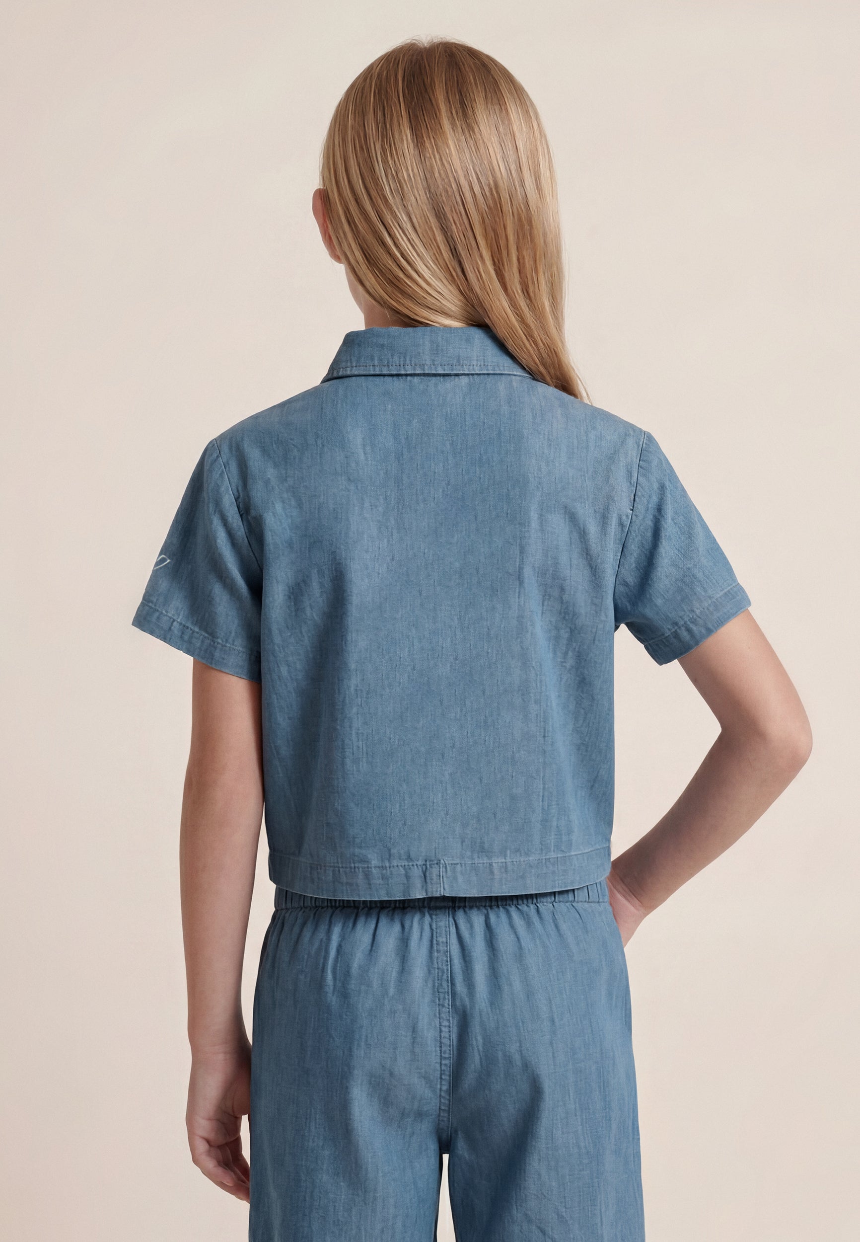 freddy-camicia-cropped-bambina-chambray-denim-manica-corta image 3