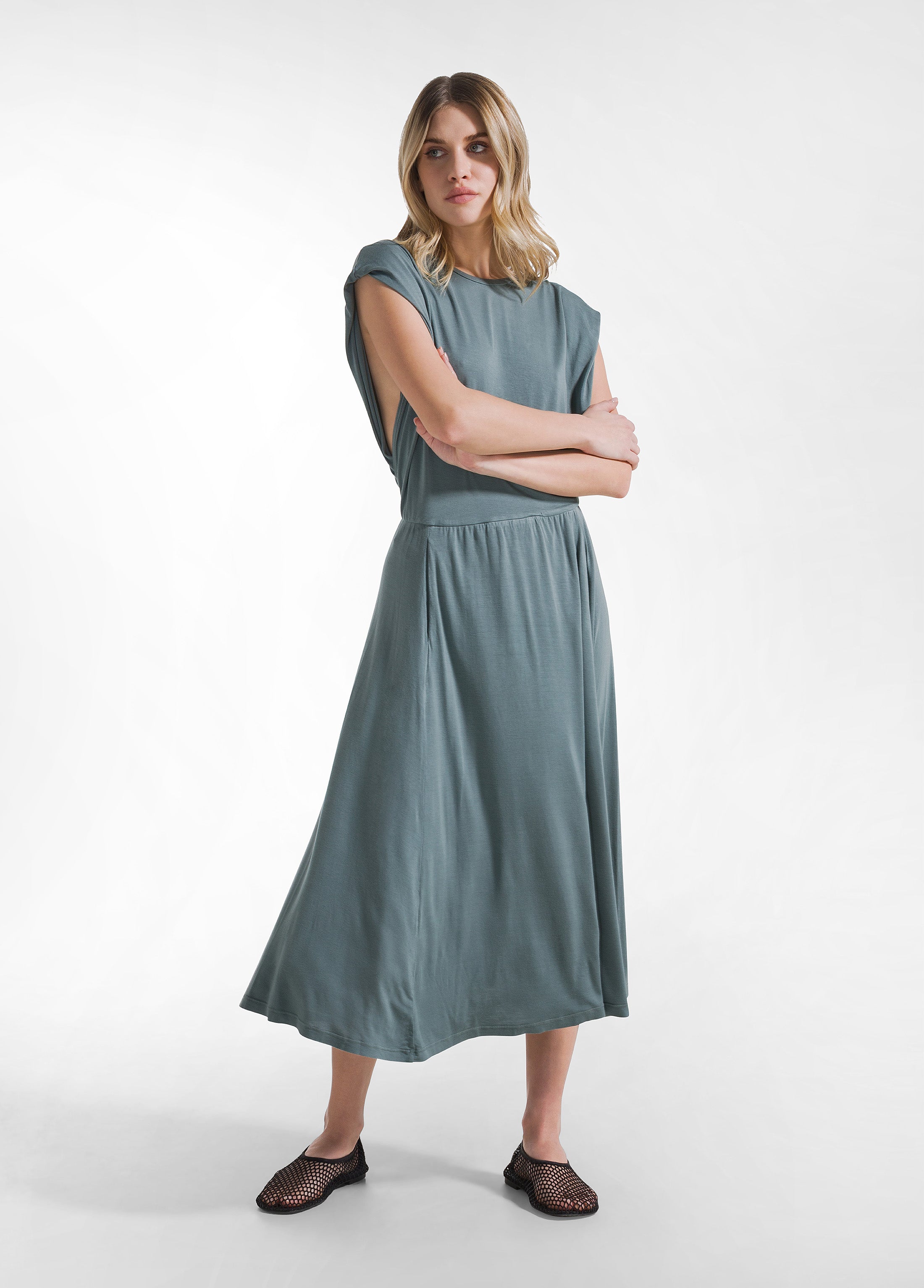 deha-d42287-abito-in-viscosa-ecovero-verde-con-overlay-laterale image 1