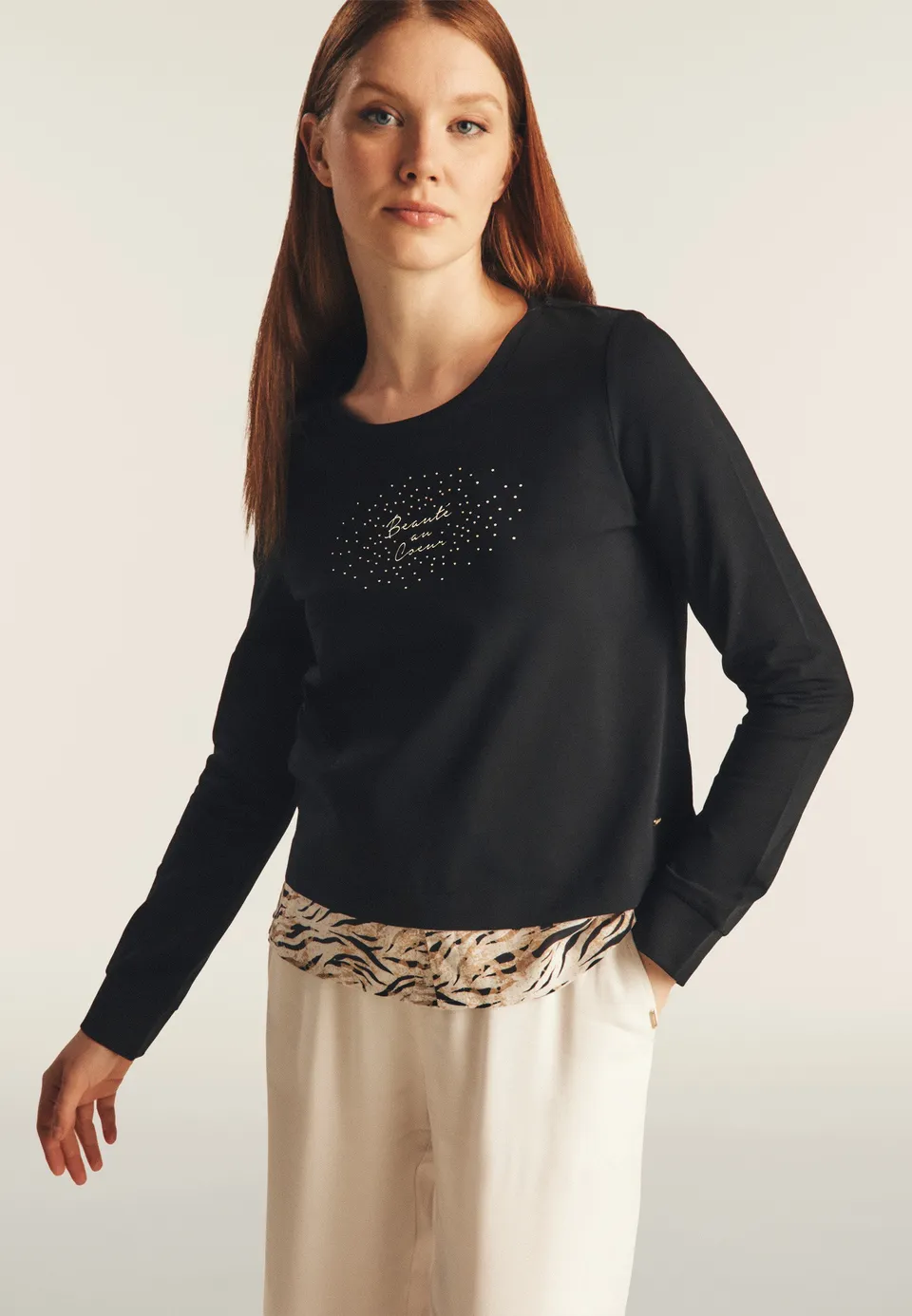 freddy-felpa-donna-regular-fit-con-inserto-effetto-camicia-e-strass-dorati image 1