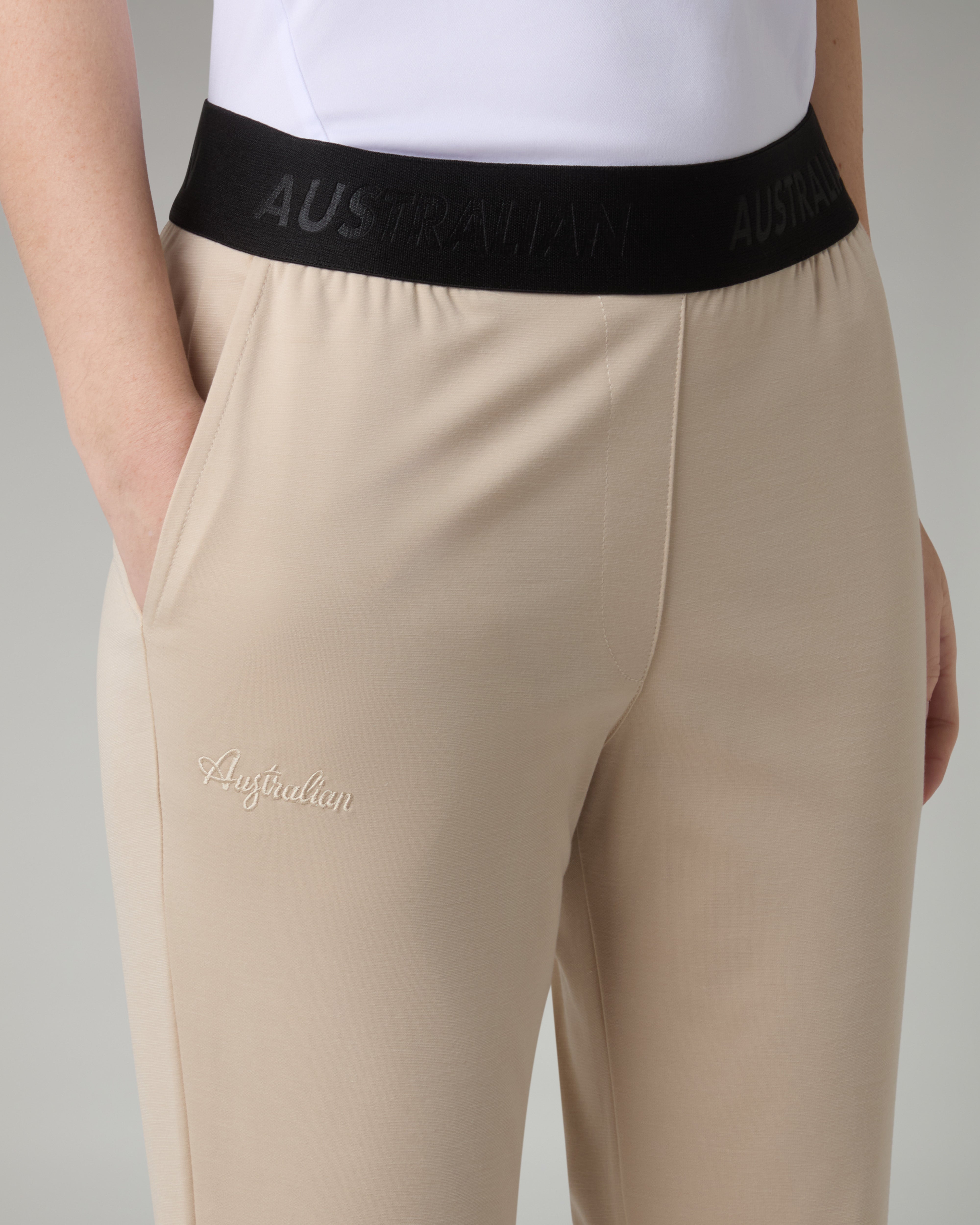 australian-signature-tracksuit-tuta-uomo-flow-interlock-sabbia image 6