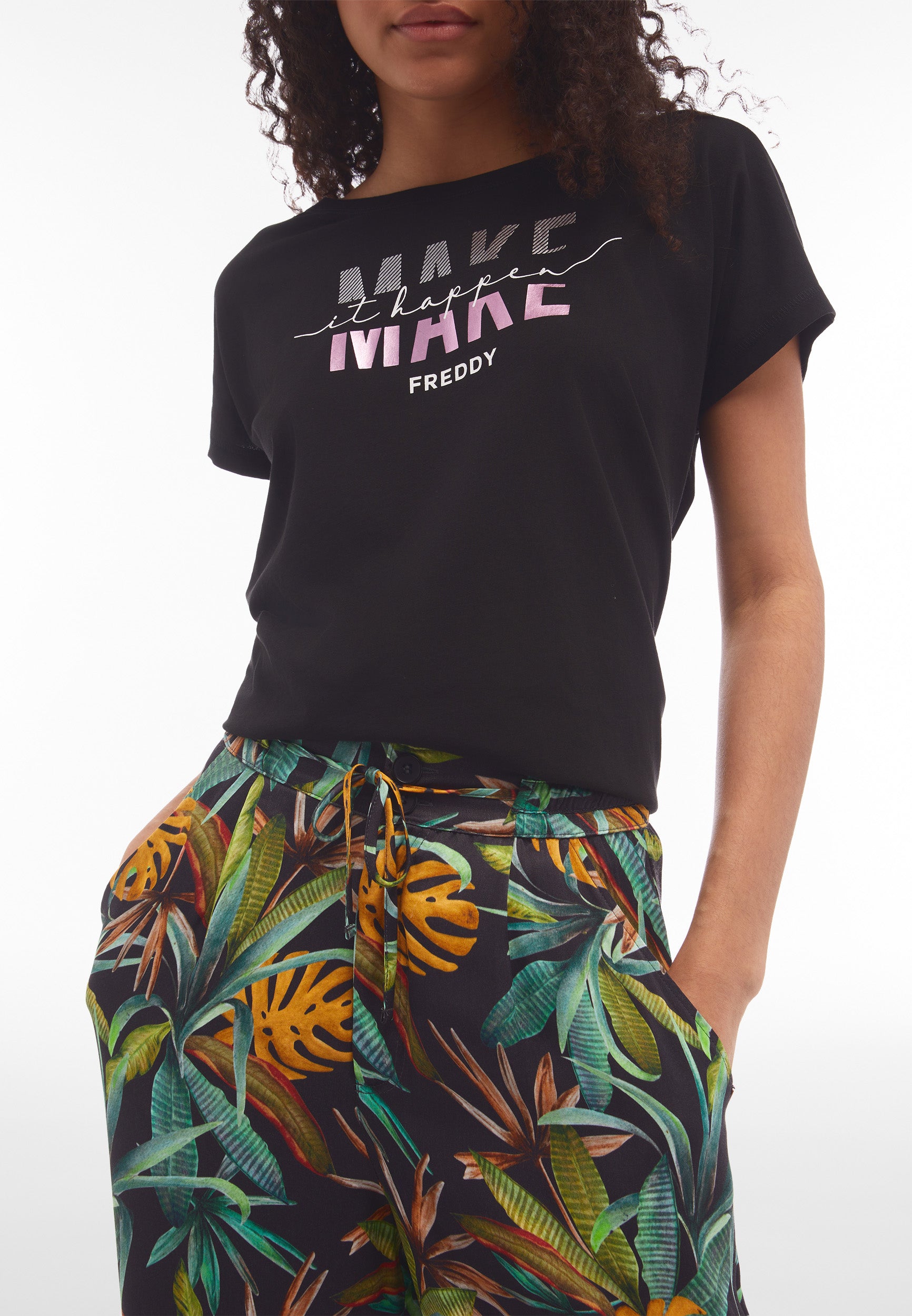 freddy-pantaloni-culotte-gamba-ampia-in-viscosa-stampa-tropical image 4