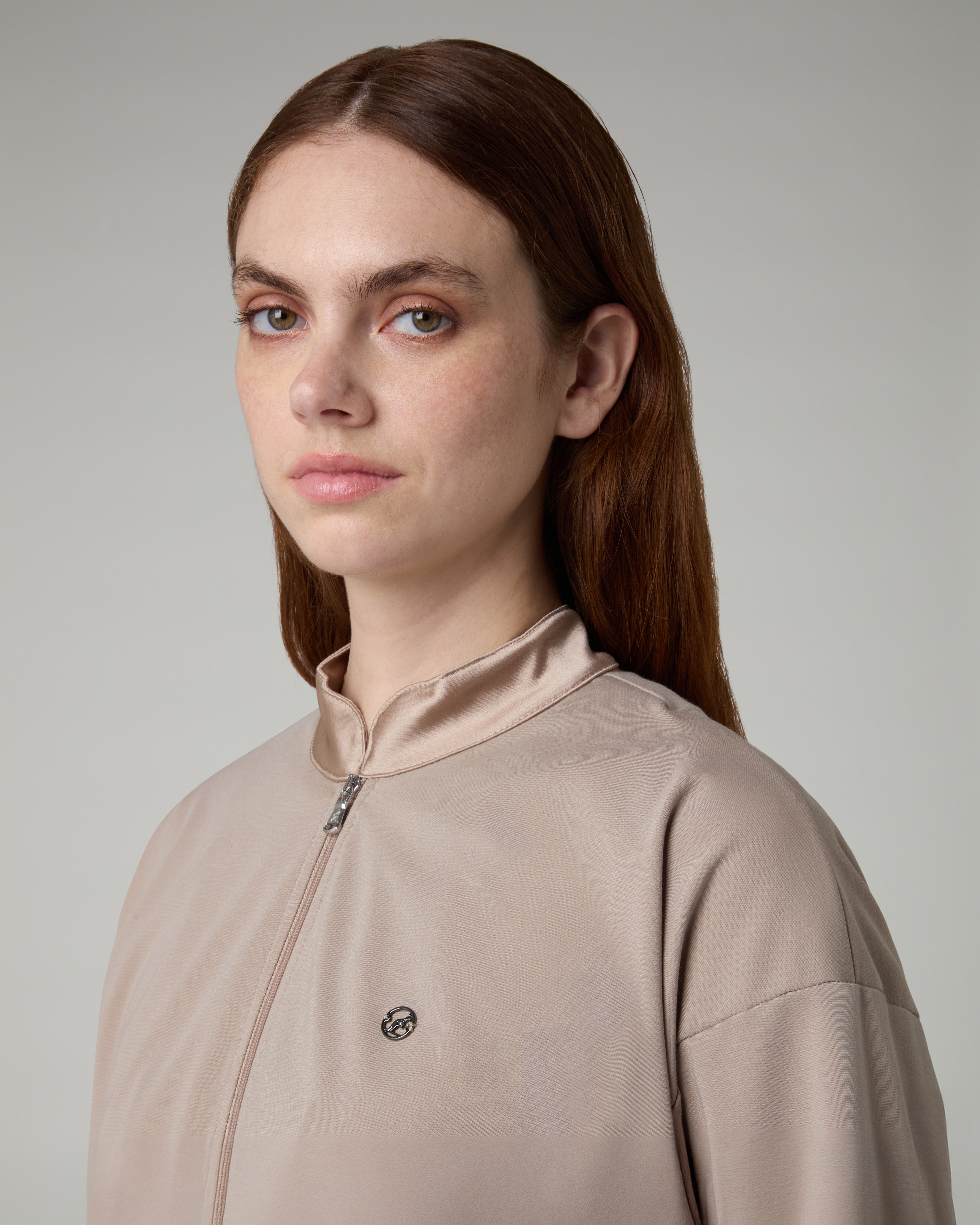 australian-glam-track-jacket-giacca-bomber-caffelatte-in-tessuto-flow image 4