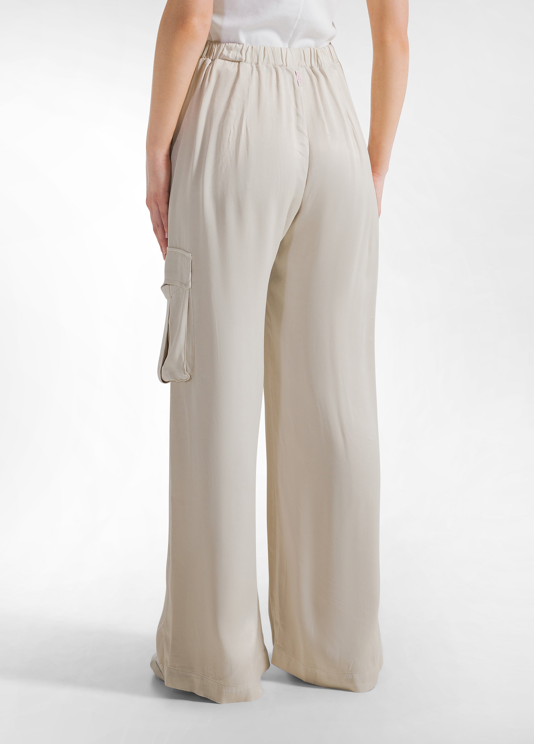 deha-pantalone-cargo-palazzo-in-raso-beige image 5