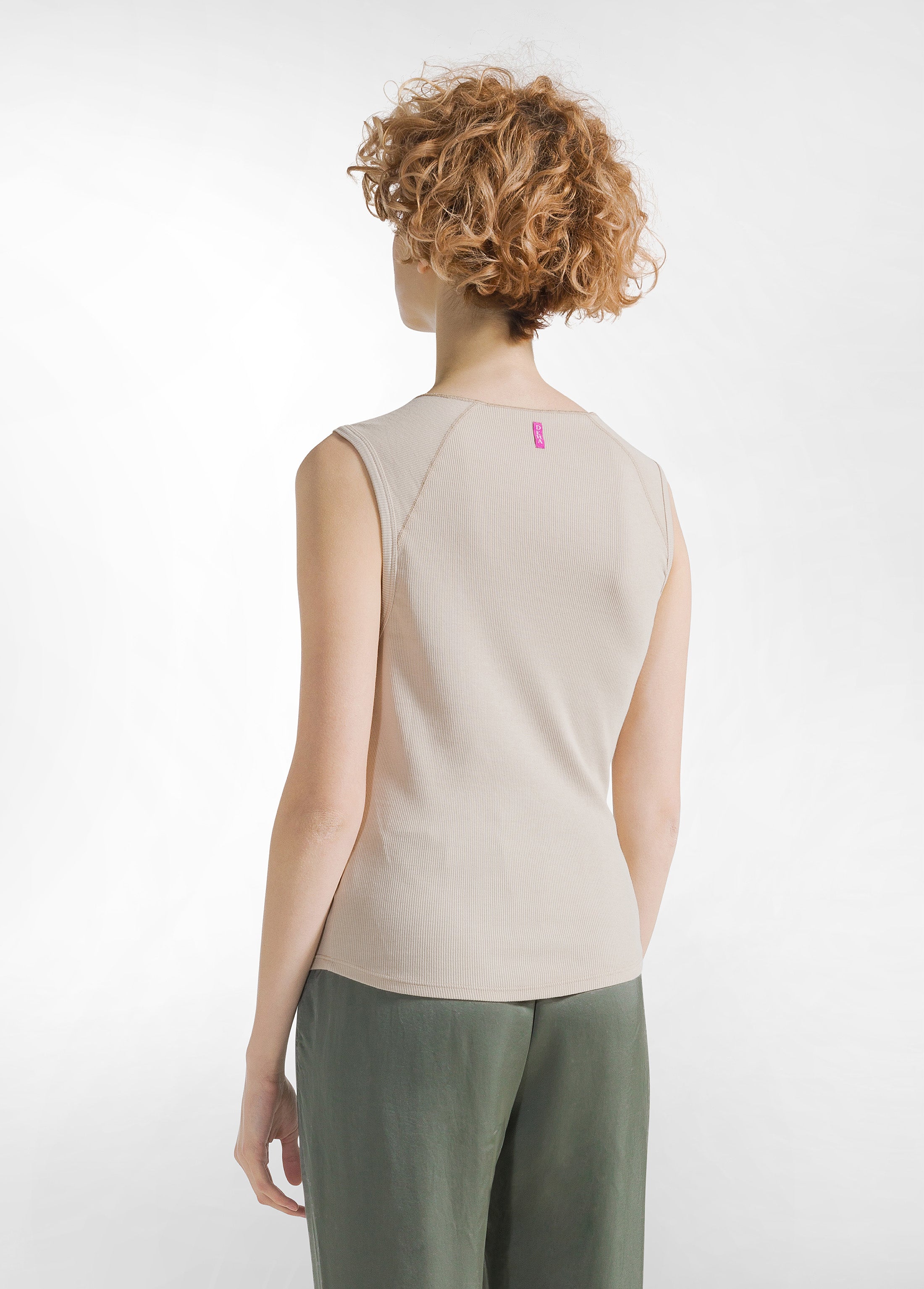 deha-top-in-costina-beige-top-smanicato-aderente-cotone-organico image 2