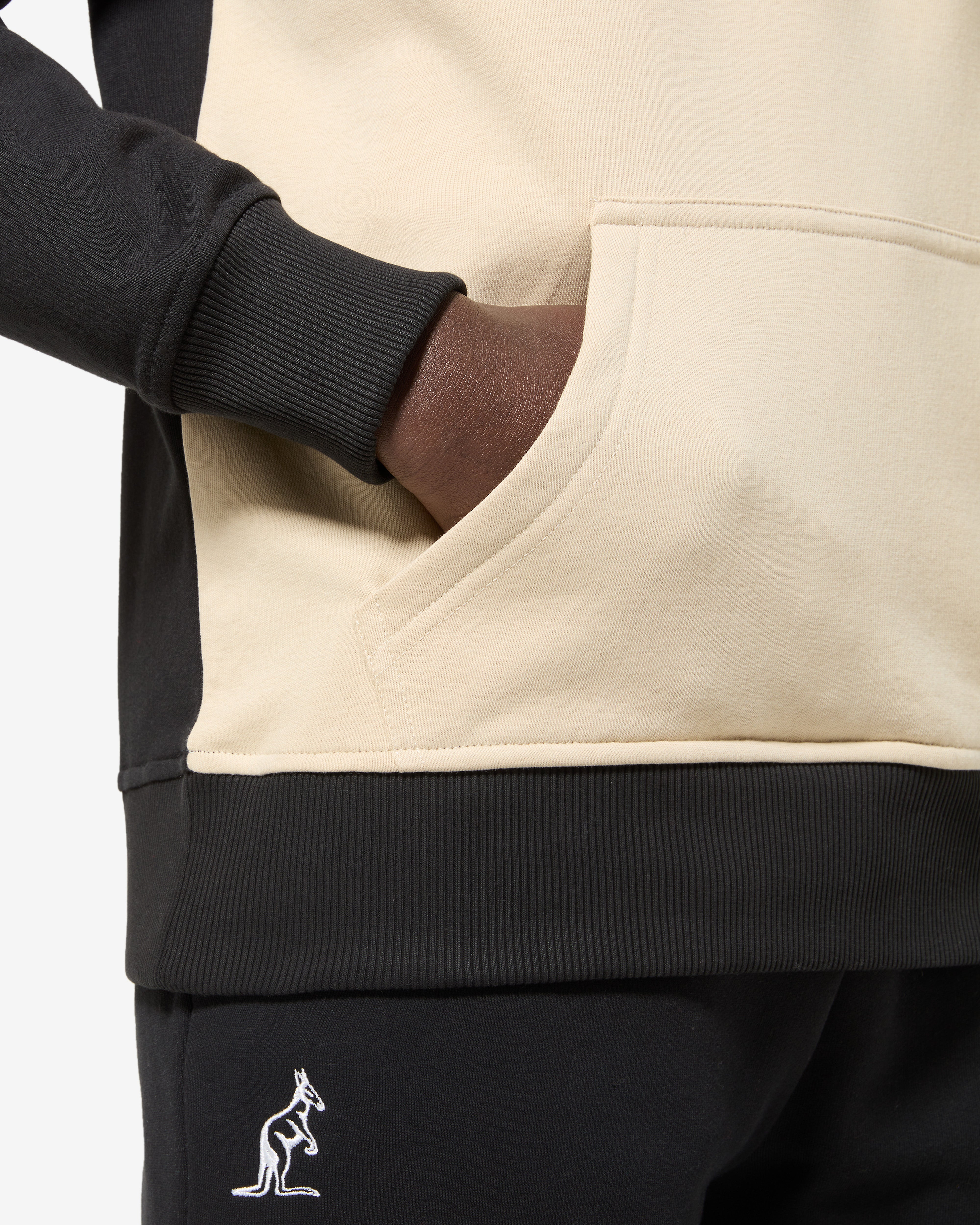 australian-style-hoodie-felpa-nera-corduroy image 5