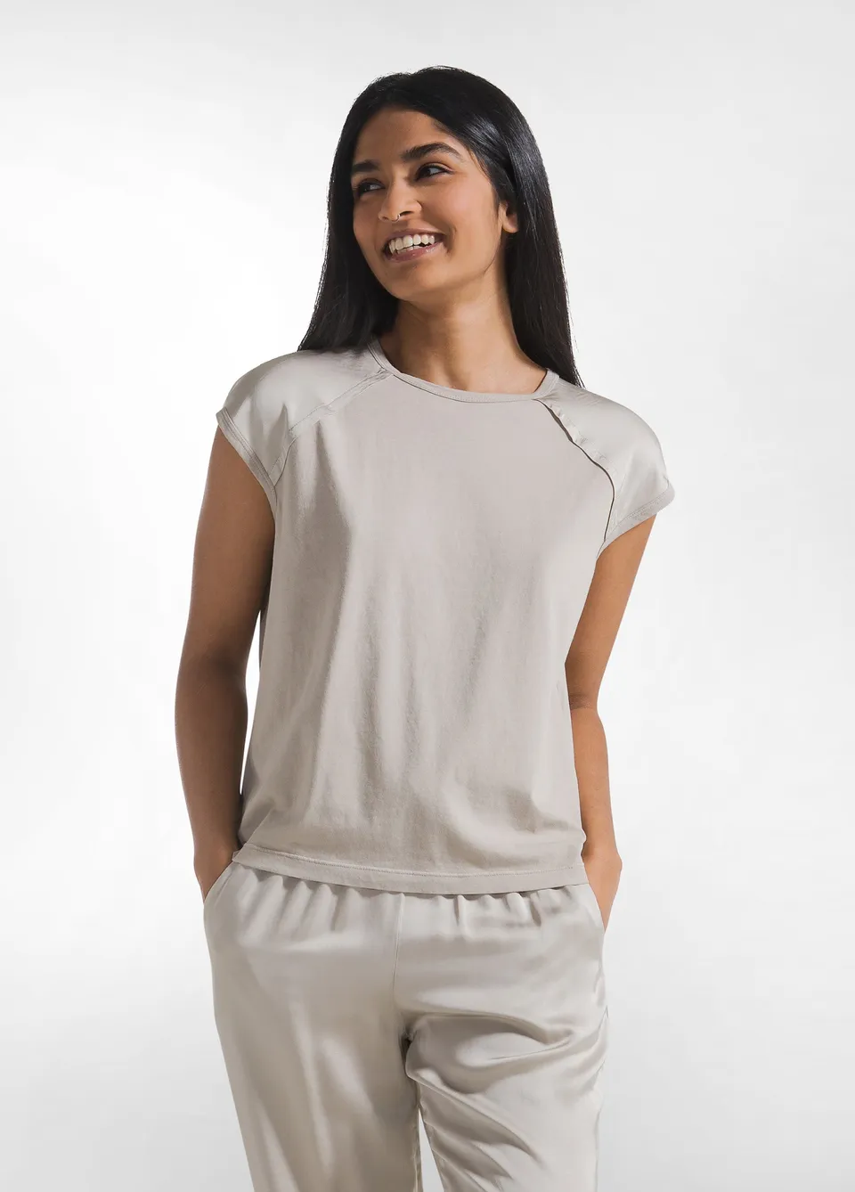 deha-d42440-top-beige-maniche-satin-e-corpo-jersey-top-elegante image 1