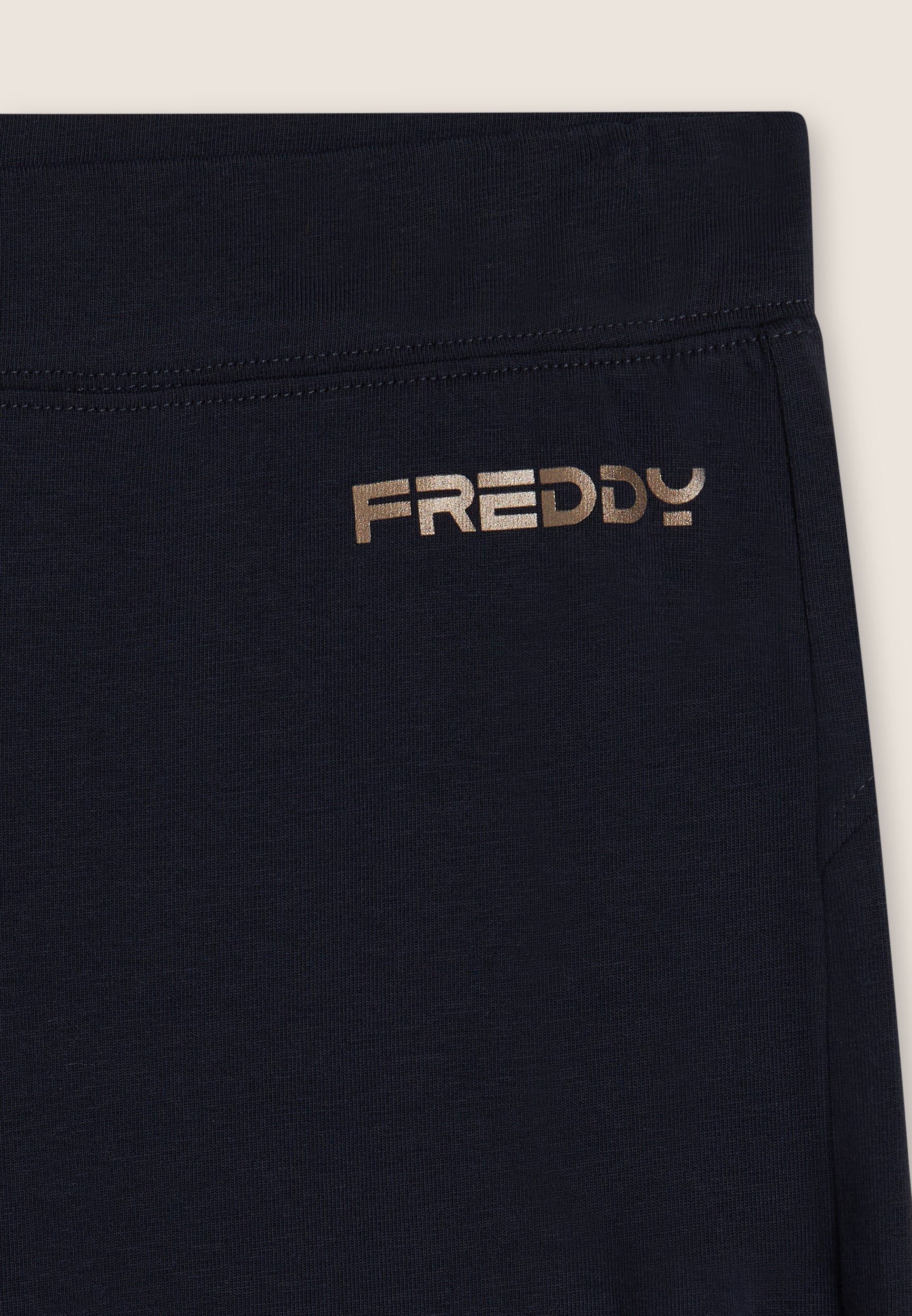 freddy-pantaloni-dritti-con-cucitura-a-cuore-sul-retro image 7