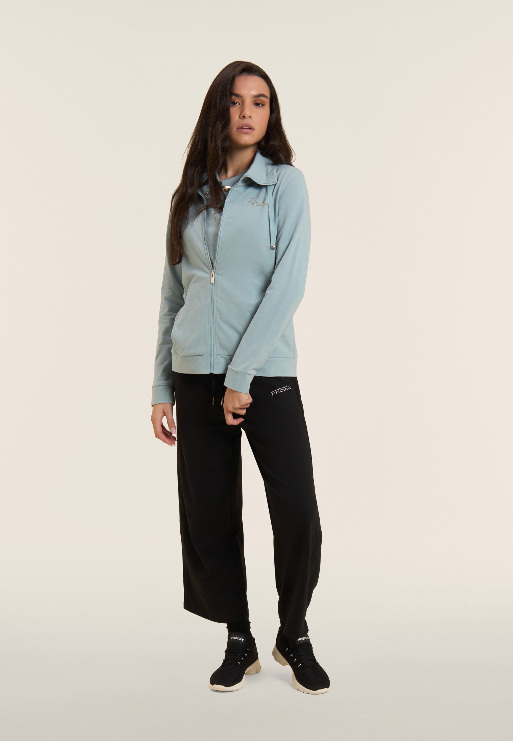 freddy-felpa-zip-donna-con-collo-alto-e-logo-con-borchie image 2