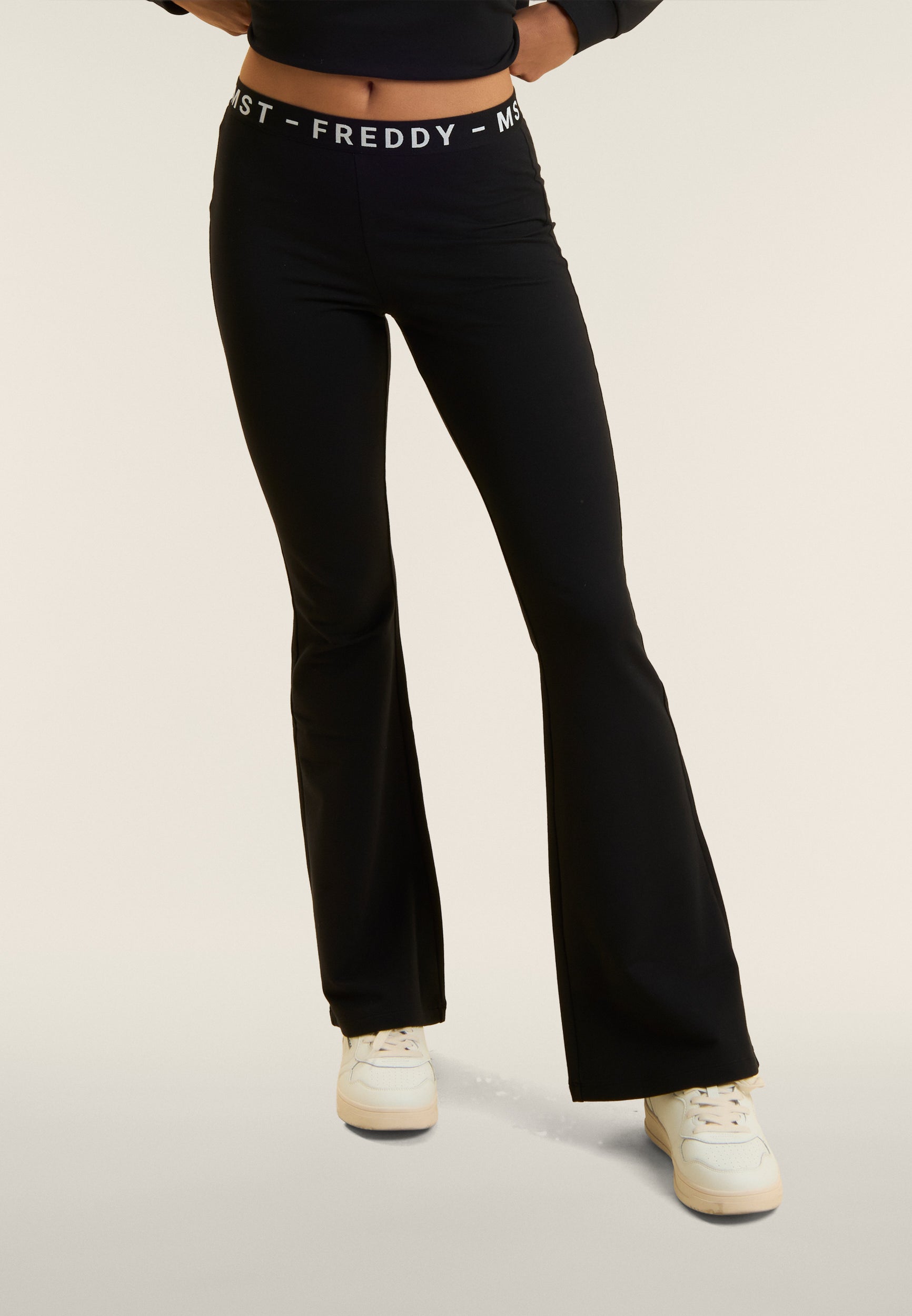 freddy-wr-up-pantaloni-sportivi-aderenti-con-fondo-super-flare image 1