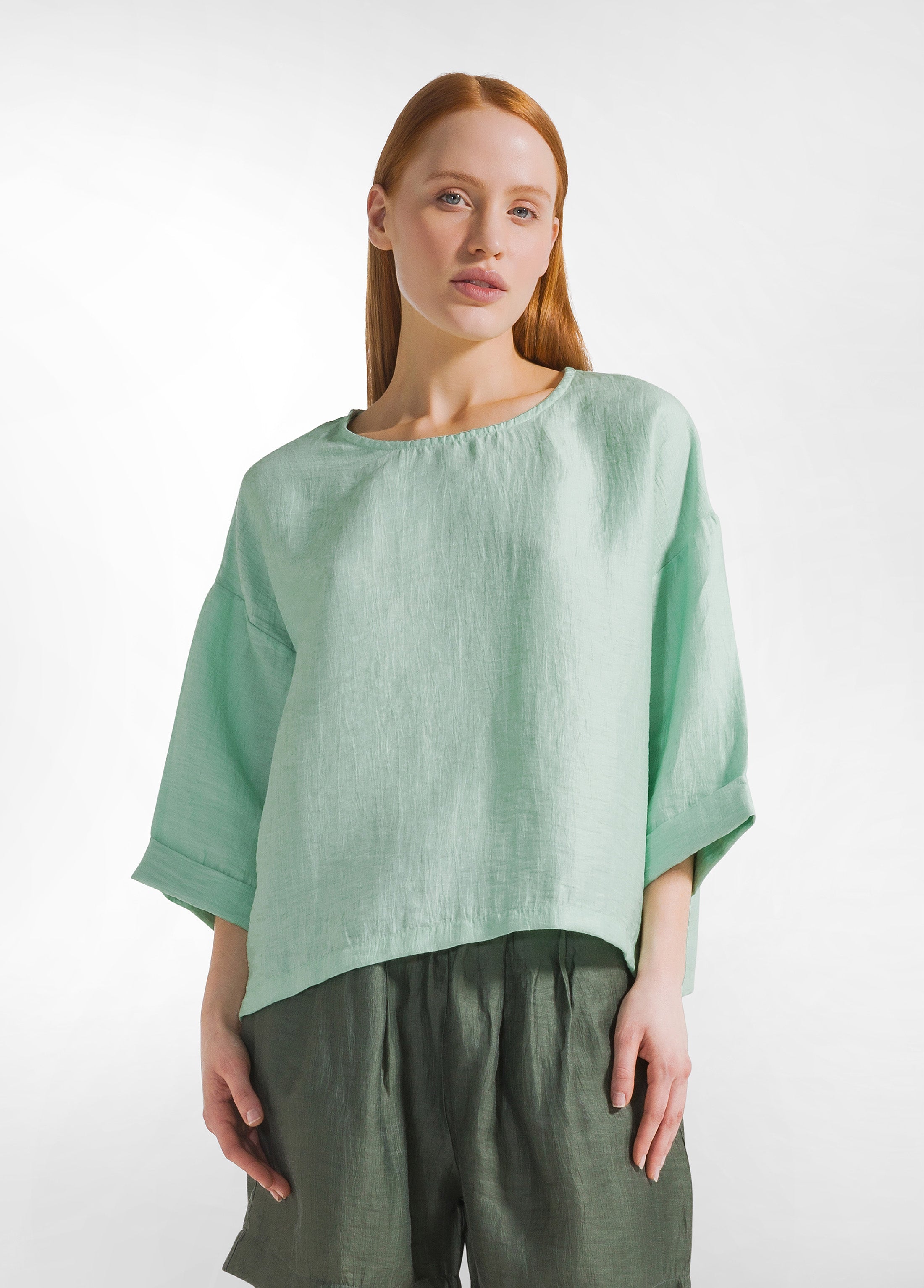 deha-blusa-in-lino-lucido-verde-manica-ampia-3-4 image 1
