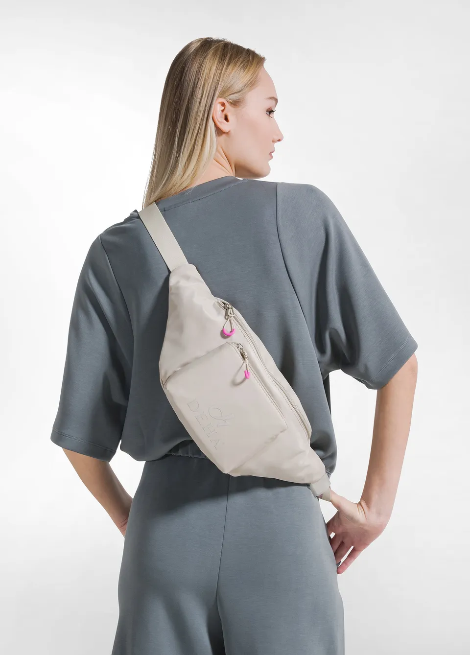 deha-d42911-borsa-a-tracolla-sportiva-beige-in-nylon-tecnico image 1