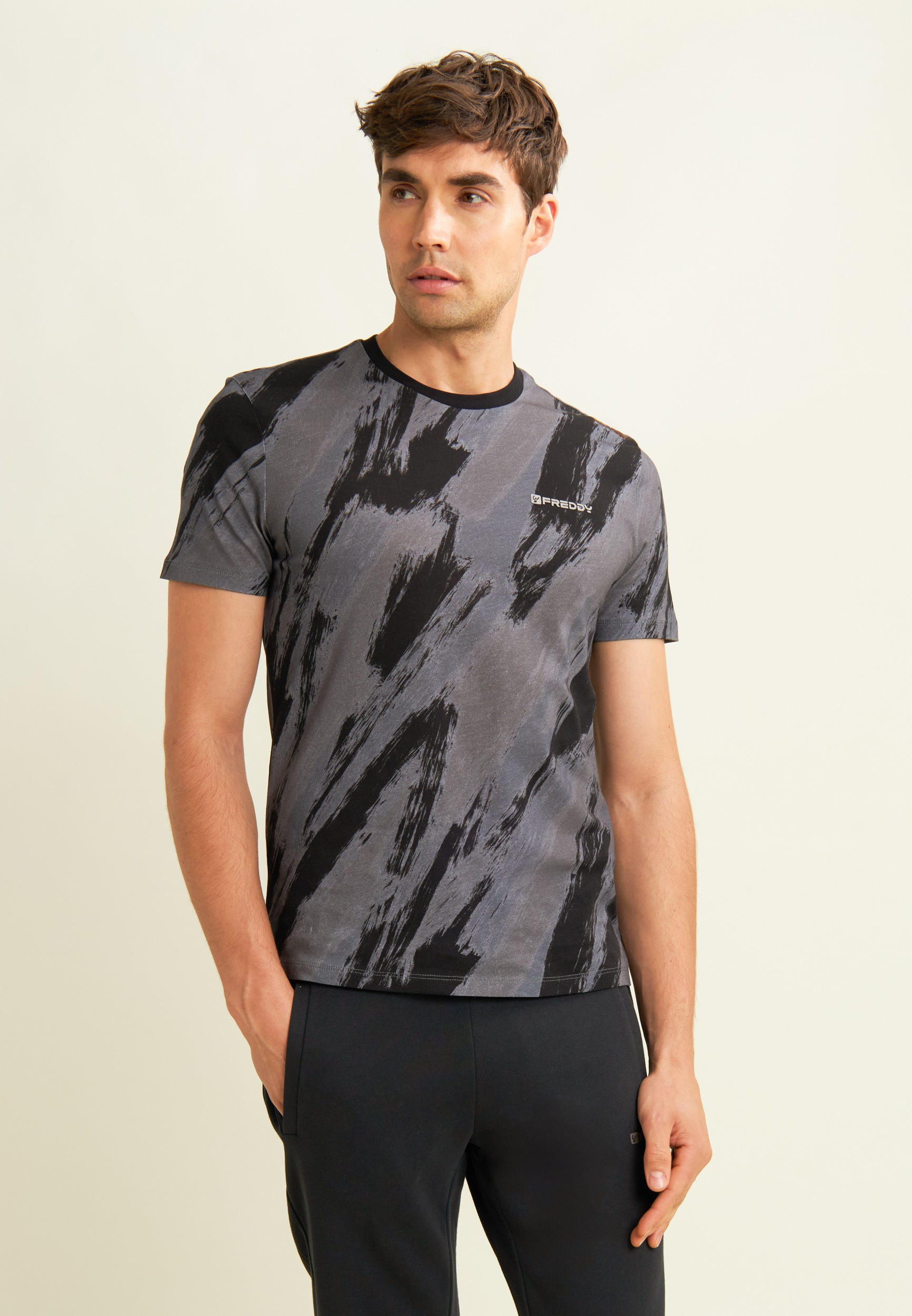 freddy-t-shirt-uomo-cotone-stampa-pennellata-all-over image 1