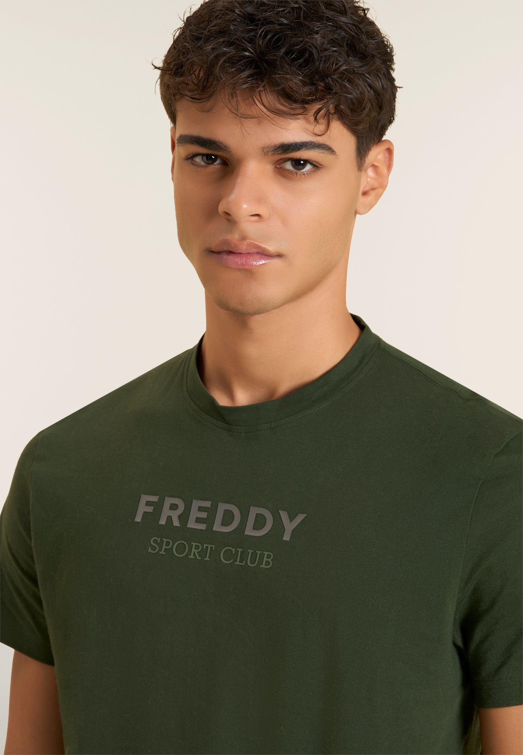 freddy-t-shirt-uomo-regular-fit-con-grafica-centrale-gommata image 4