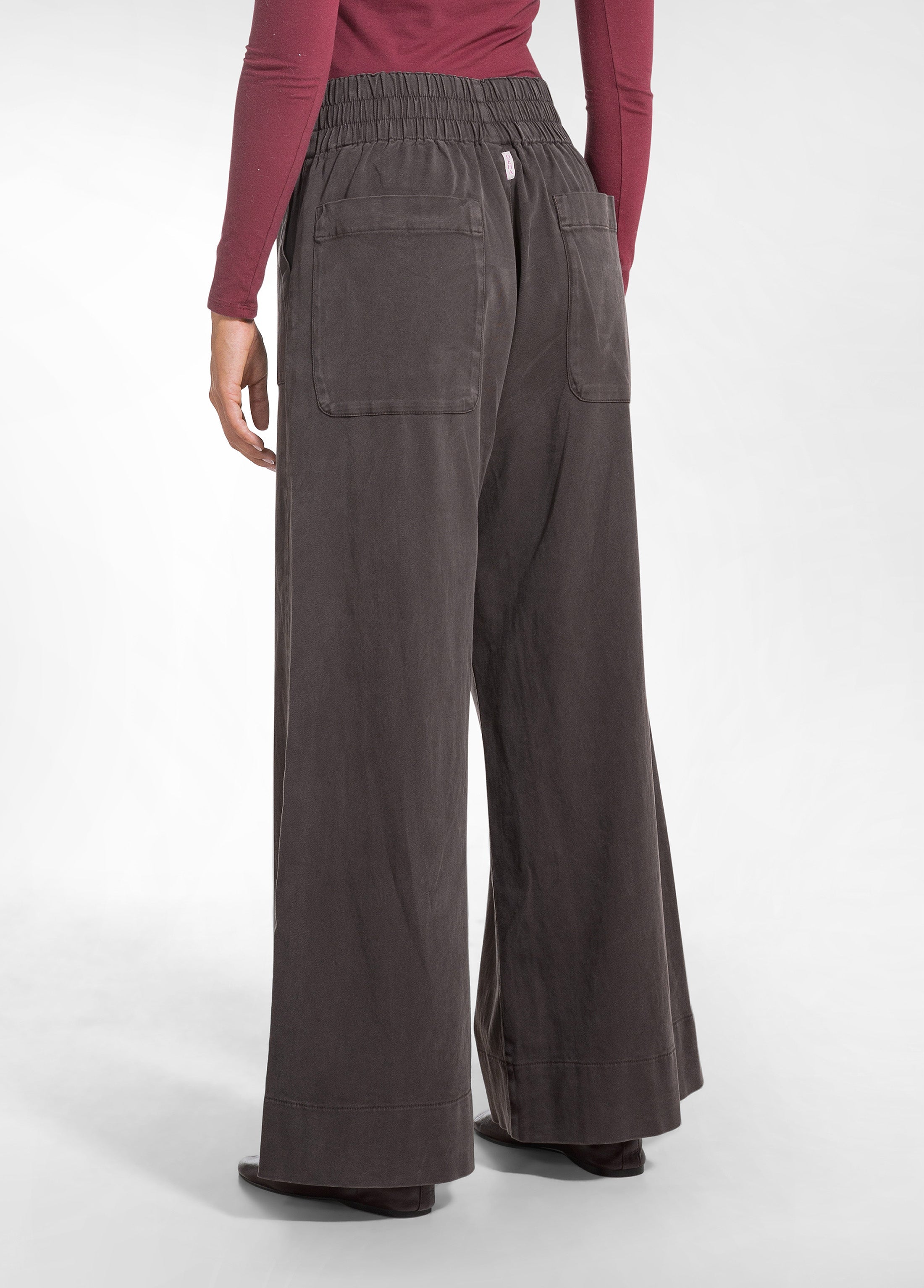 deha-pantalone-work-d52348-in-twill-lyocell-marrone image 3