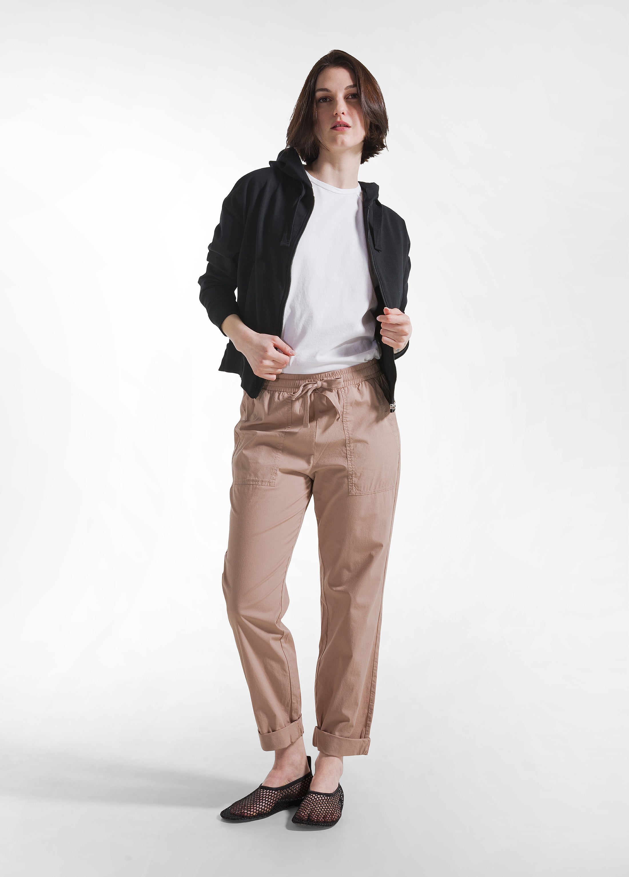 deha-top-con-maniche-in-satin-e-corpo-in-jersey-bianco-d42440 image 4