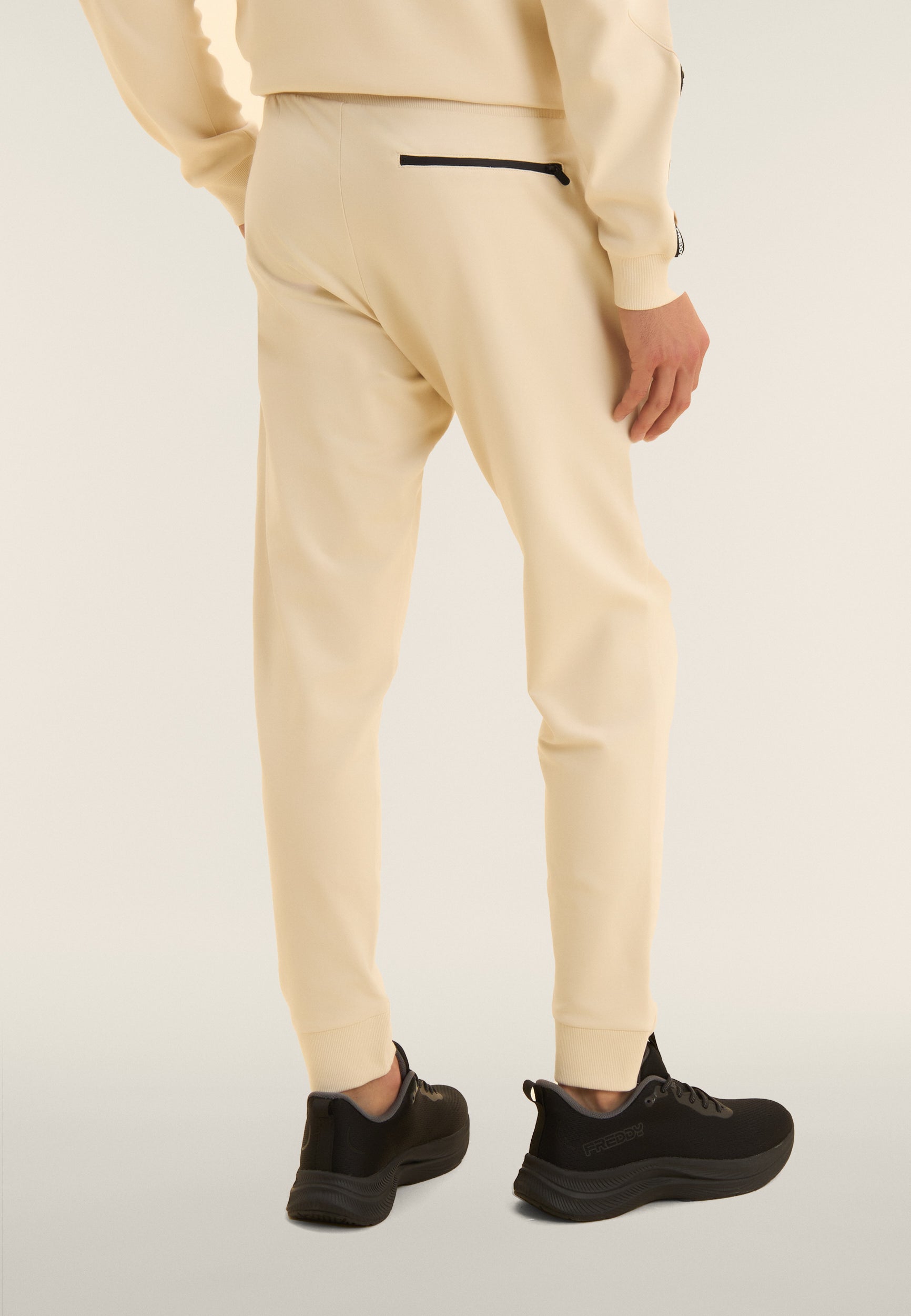 freddy-pantaloni-slim-cropped-con-fondo-in-costina-training image 3