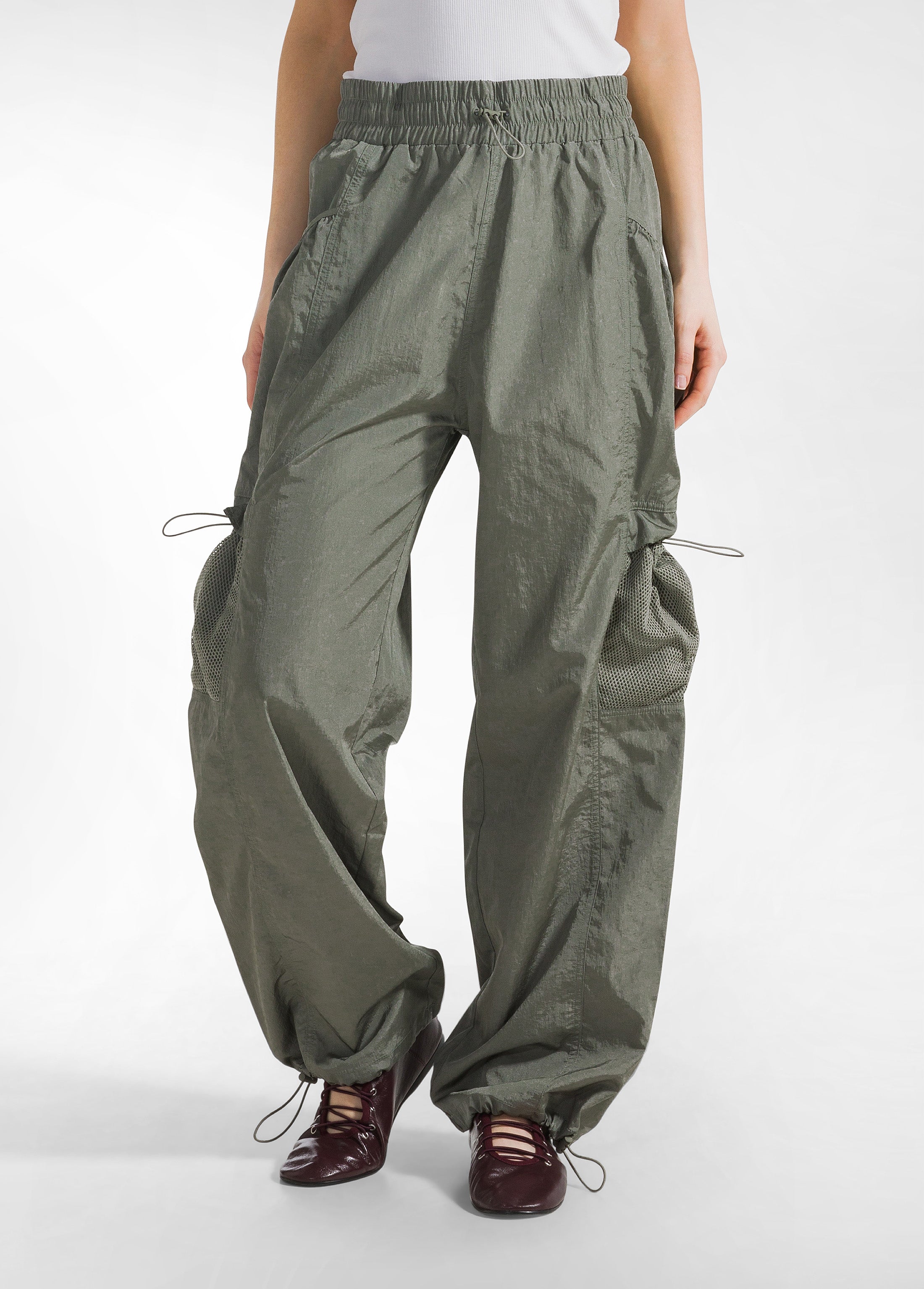deha-pantalone-balloon-in-nylon-verde-cargo image 2