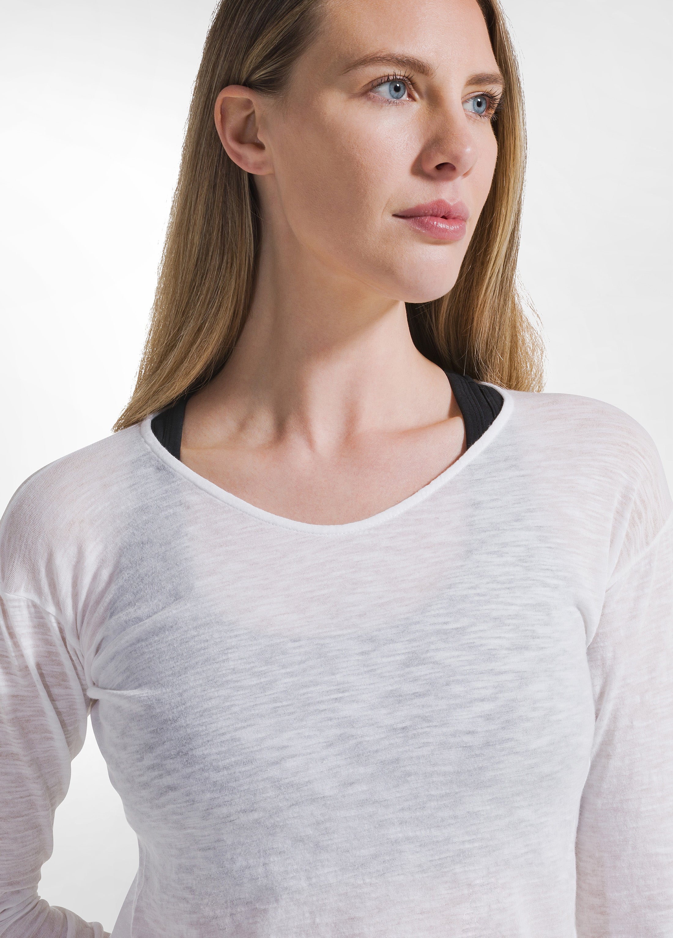deha-d42670-t-shirt-slim-fit-in-cotone-slub-bianco image 3