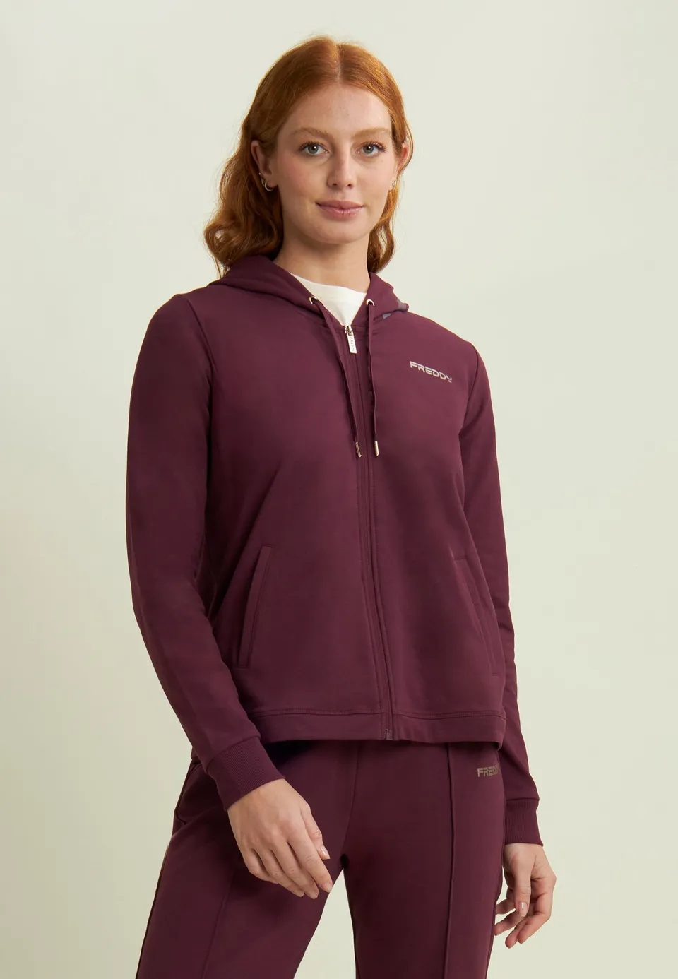 freddy-felpa-donna-con-cappuccio-zip-e-fondo-arrotondato image 1