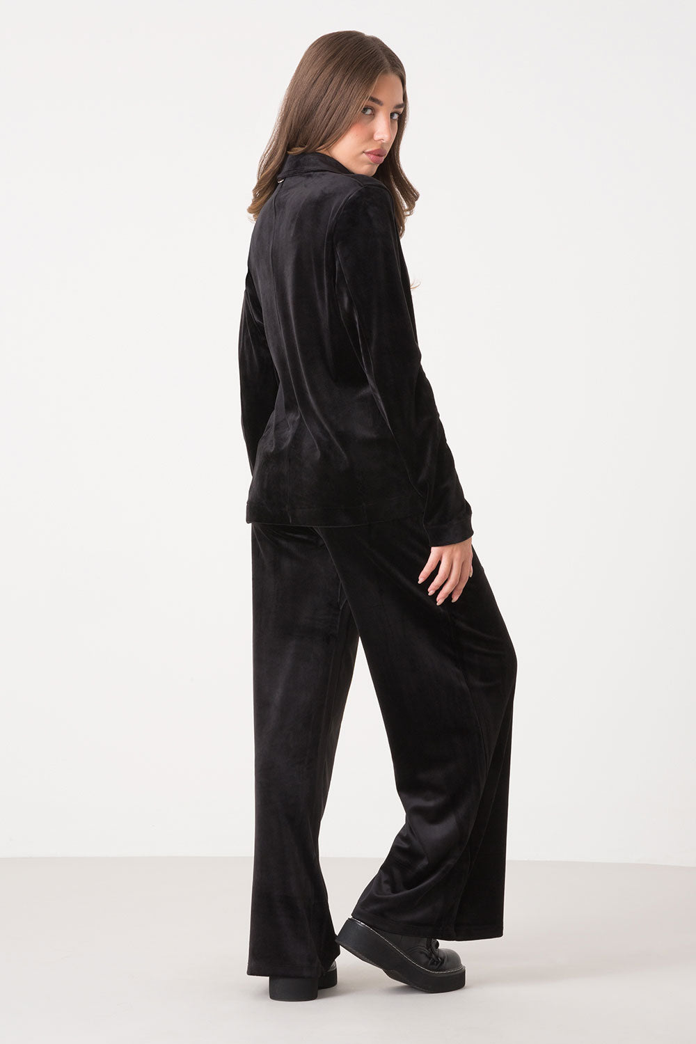 dimensione-danza-blazer-in-ciniglia-soft-con-bottone-giacca-donna image 7
