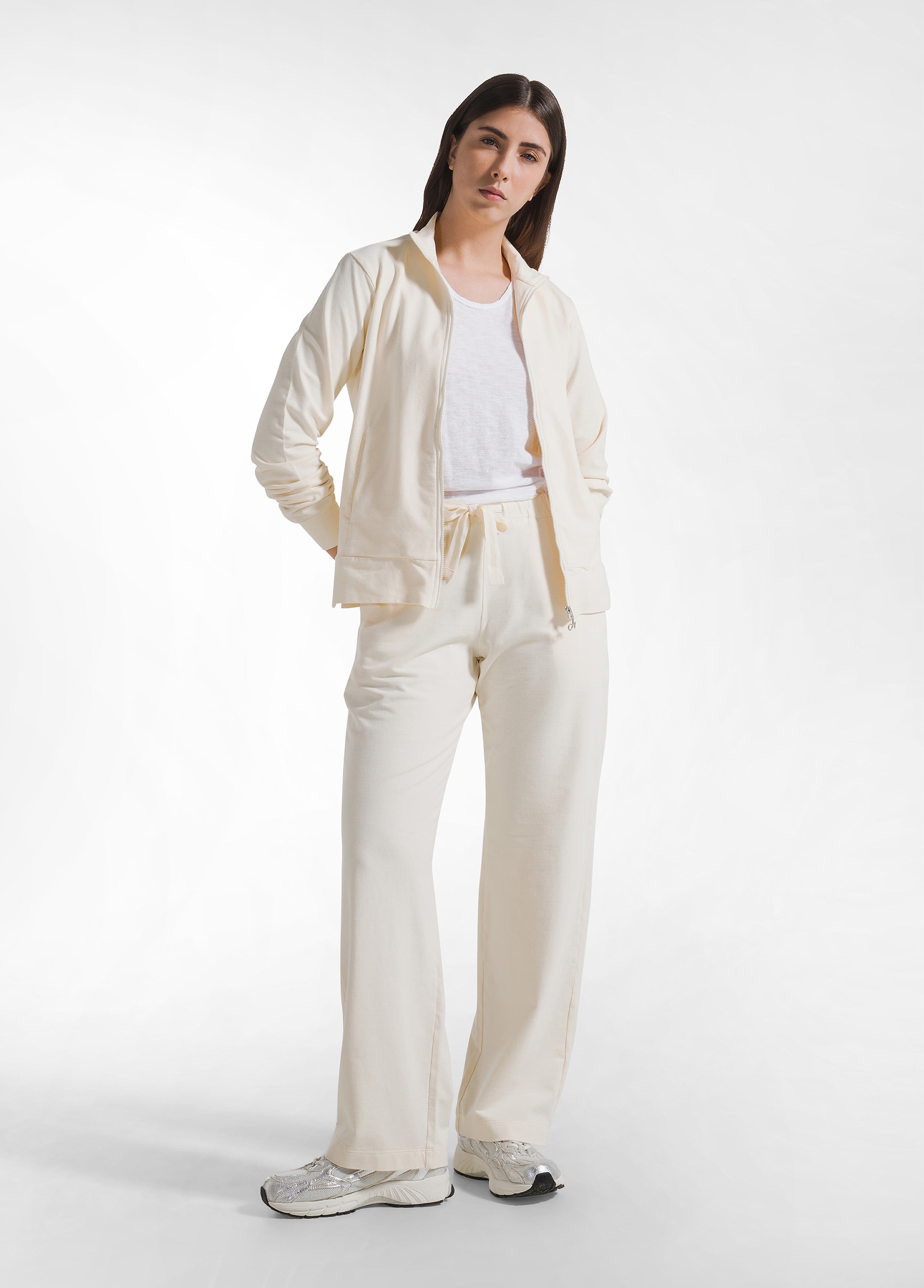 deha-top-slim-fit-in-cotone-slub-bianco-modello-d42671 image 4