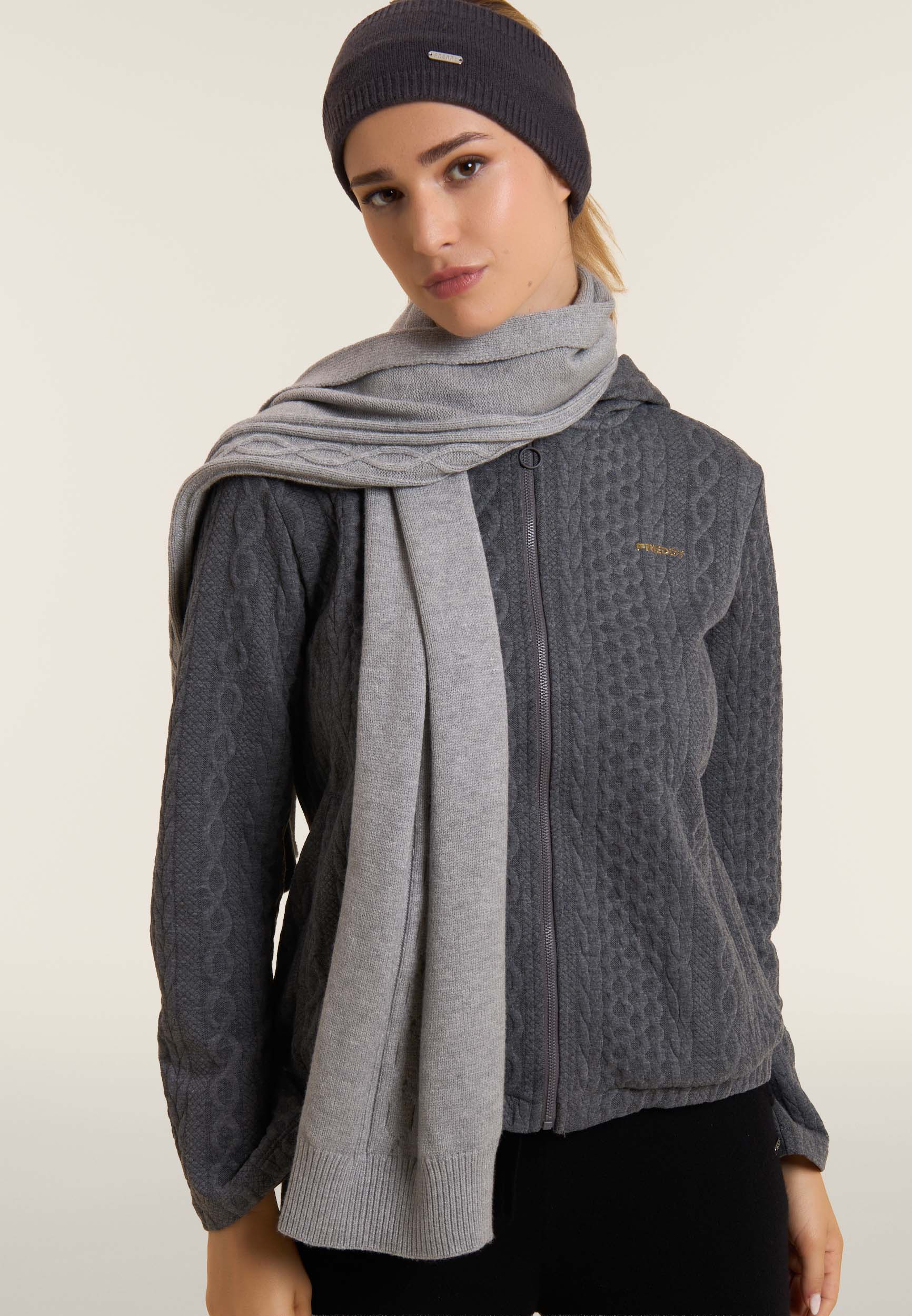 freddy-sciarpa-in-maglia-con-treccia-centrale-154-cm image 5
