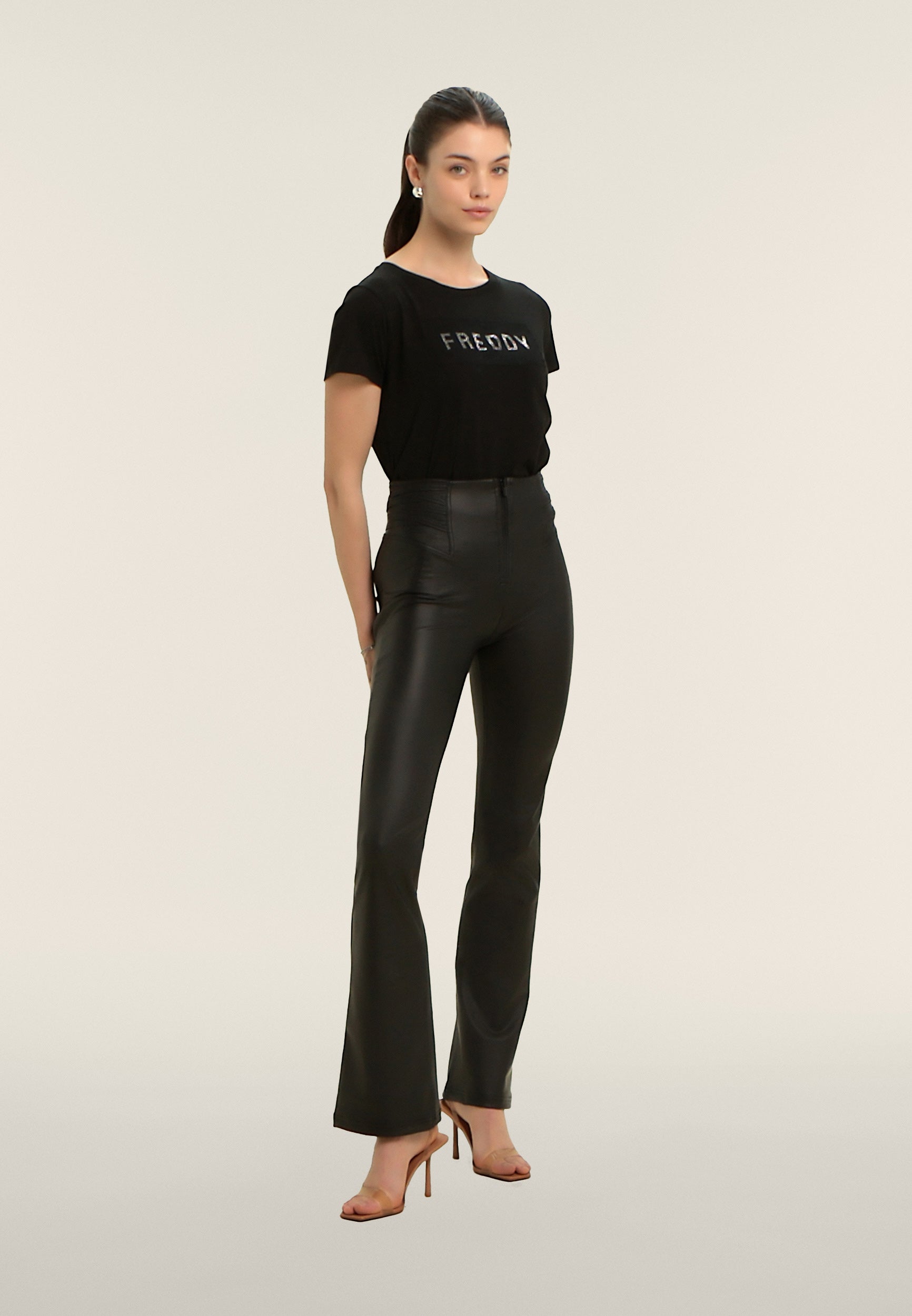 freddy-pantaloni-wr-up-mini-flare-similpelle-vita-alta-incrocio image 8