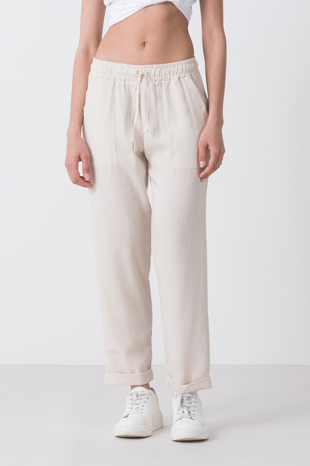 dimensione-danza-pantalone-dritto-al-fondo-in-tencel image 1