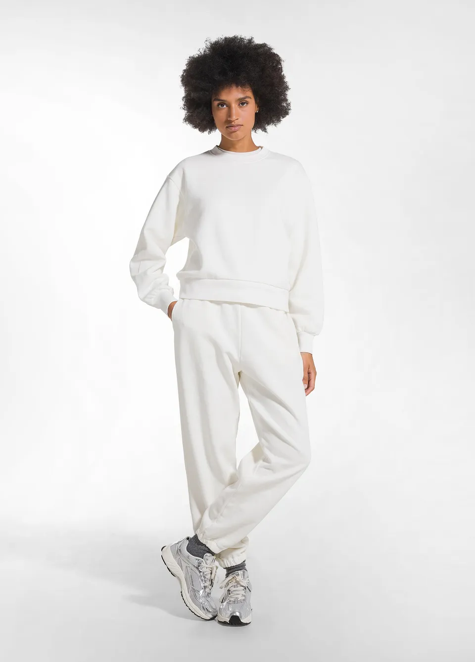 deha-pantalone-balloon-in-felpa-di-cotone-bio-bianco-pantaloni-comfort image 1