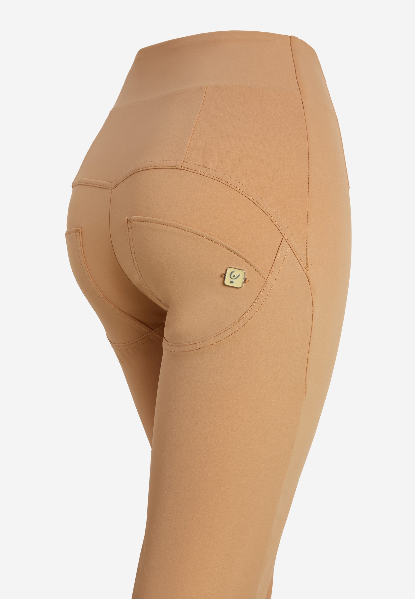 freddy-wr-up-pantaloni-vita-super-alta-bustier-fondo-flare image 8