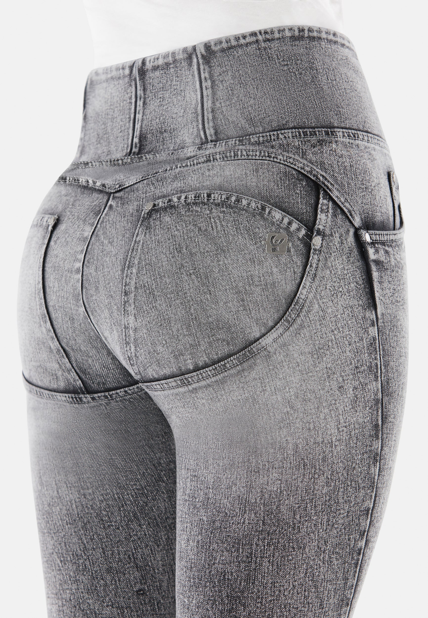 freddy-jeans-push-up-wr-up-curvy-denim-navetta-marble-con-strappi image 7