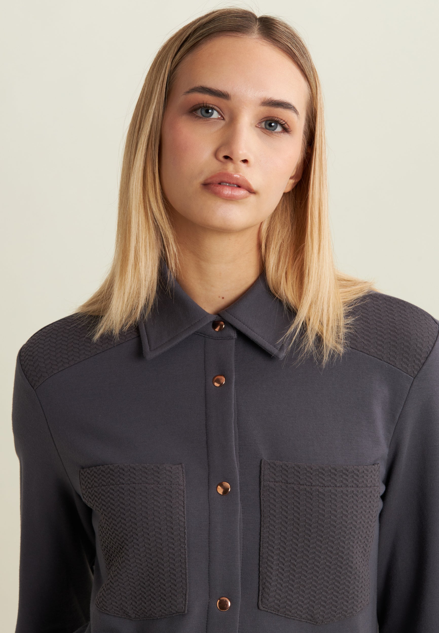 freddy-camicia-donna-in-felpa-modal-con-bottoni-dorati image 4
