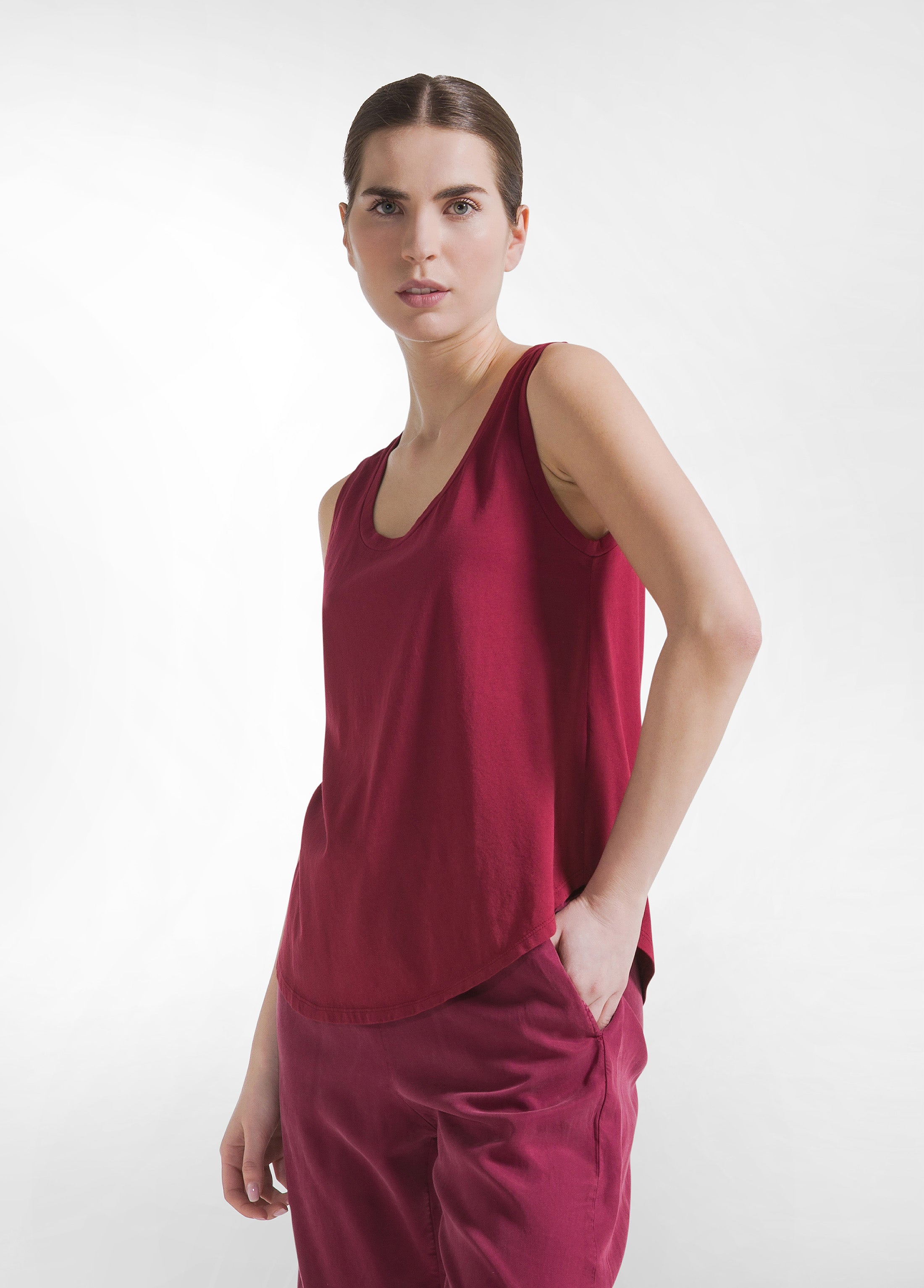 deha-top-comfort-in-jersey-organico-rosso-top-donna-100-cotone image 1