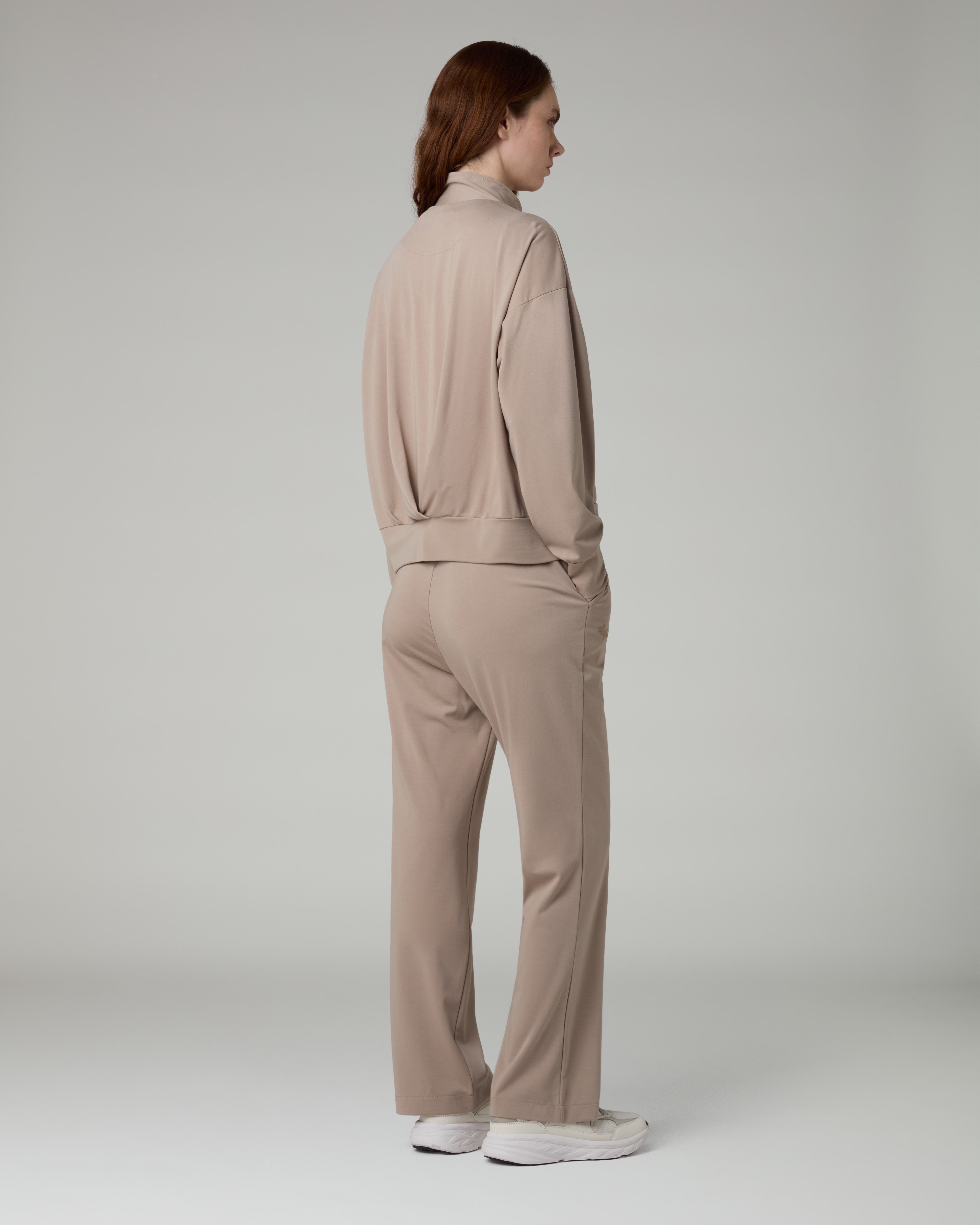 australian-grace-tracksuit-tuta-donna-flow-interlock image 2