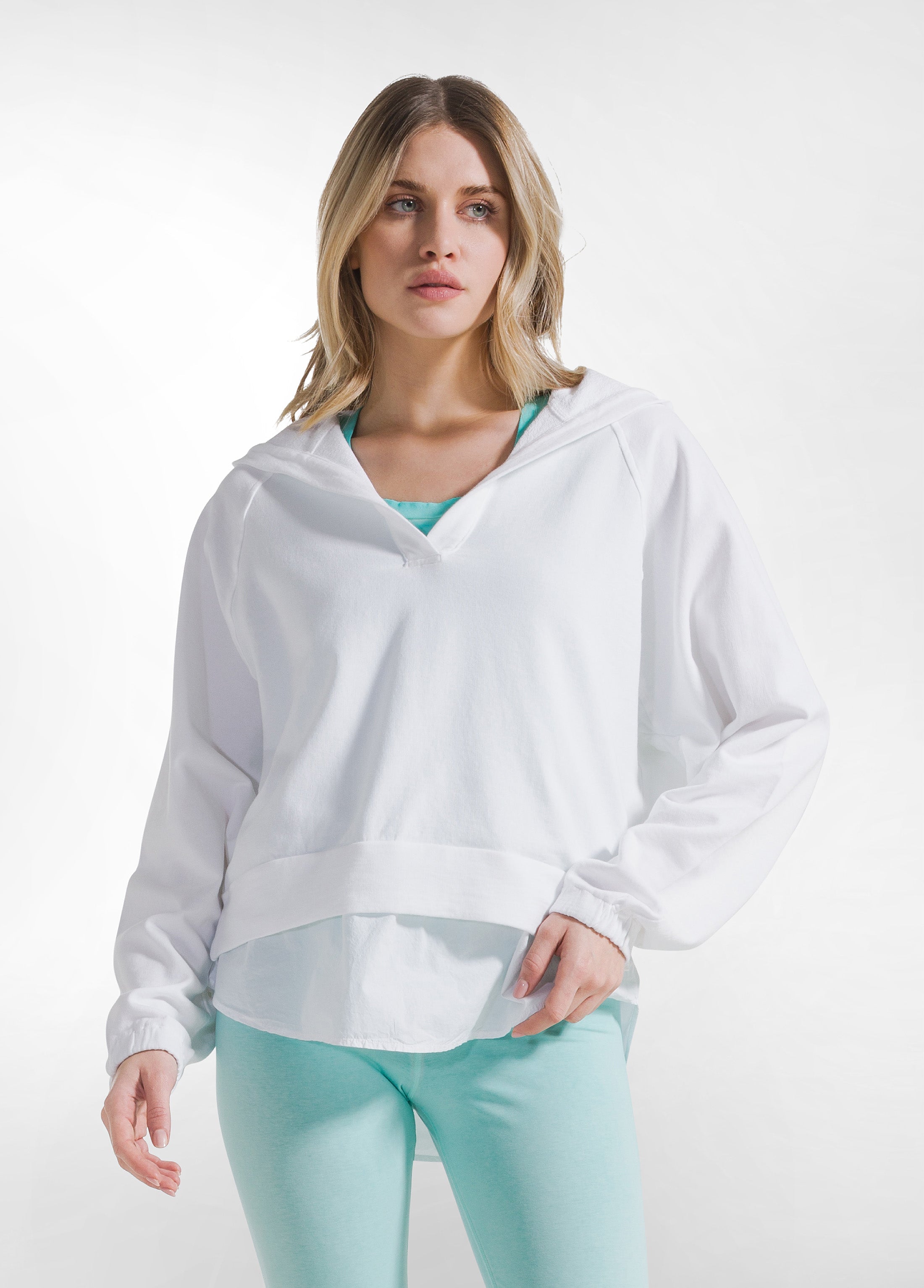 deha-d42714-felpa-con-cappuccio-e-dettagli-parachute-bianco image 1