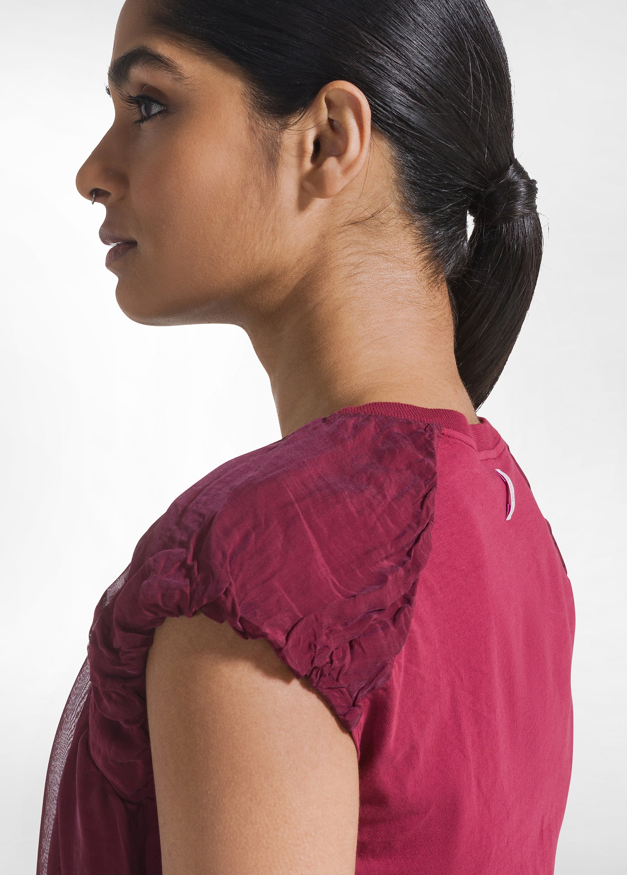 deha-top-in-cotone-leggero-con-strati-in-seta-rosso-d42490 image 3