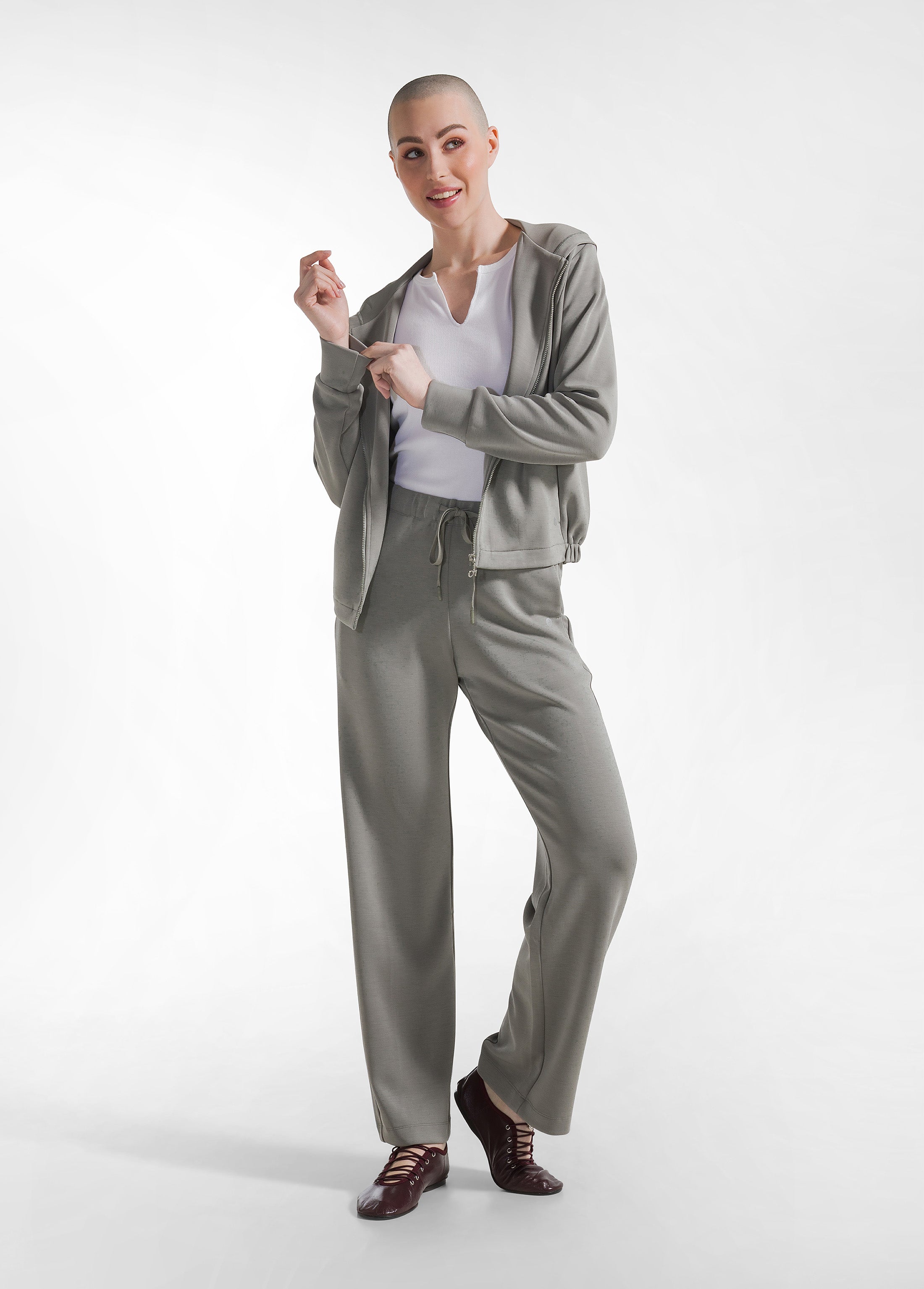 deha-felpa-soft-touch-con-cappuccio-e-zip-verde image 5