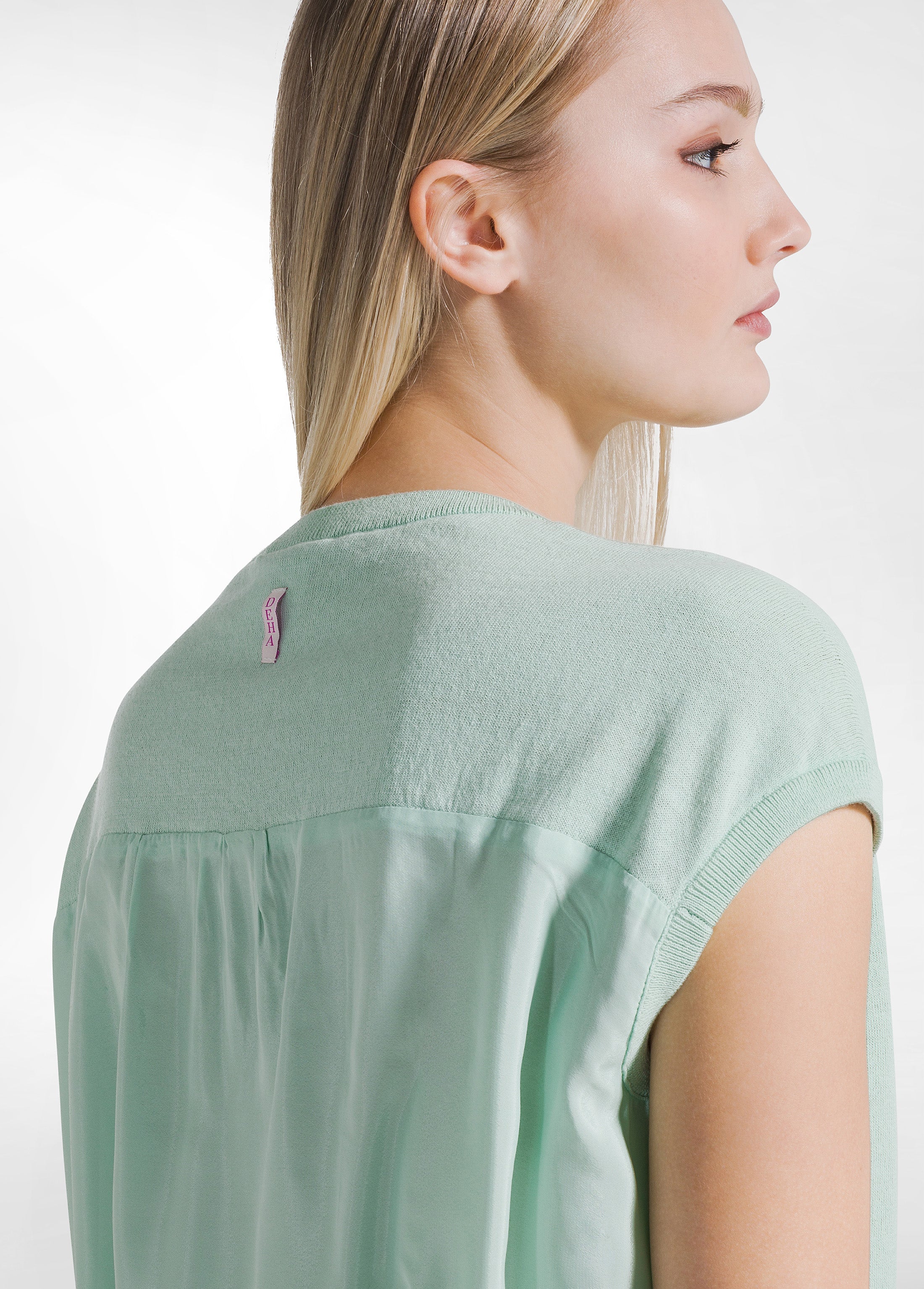 deha-d42373-top-in-maglia-cotone-e-seta-verde image 3